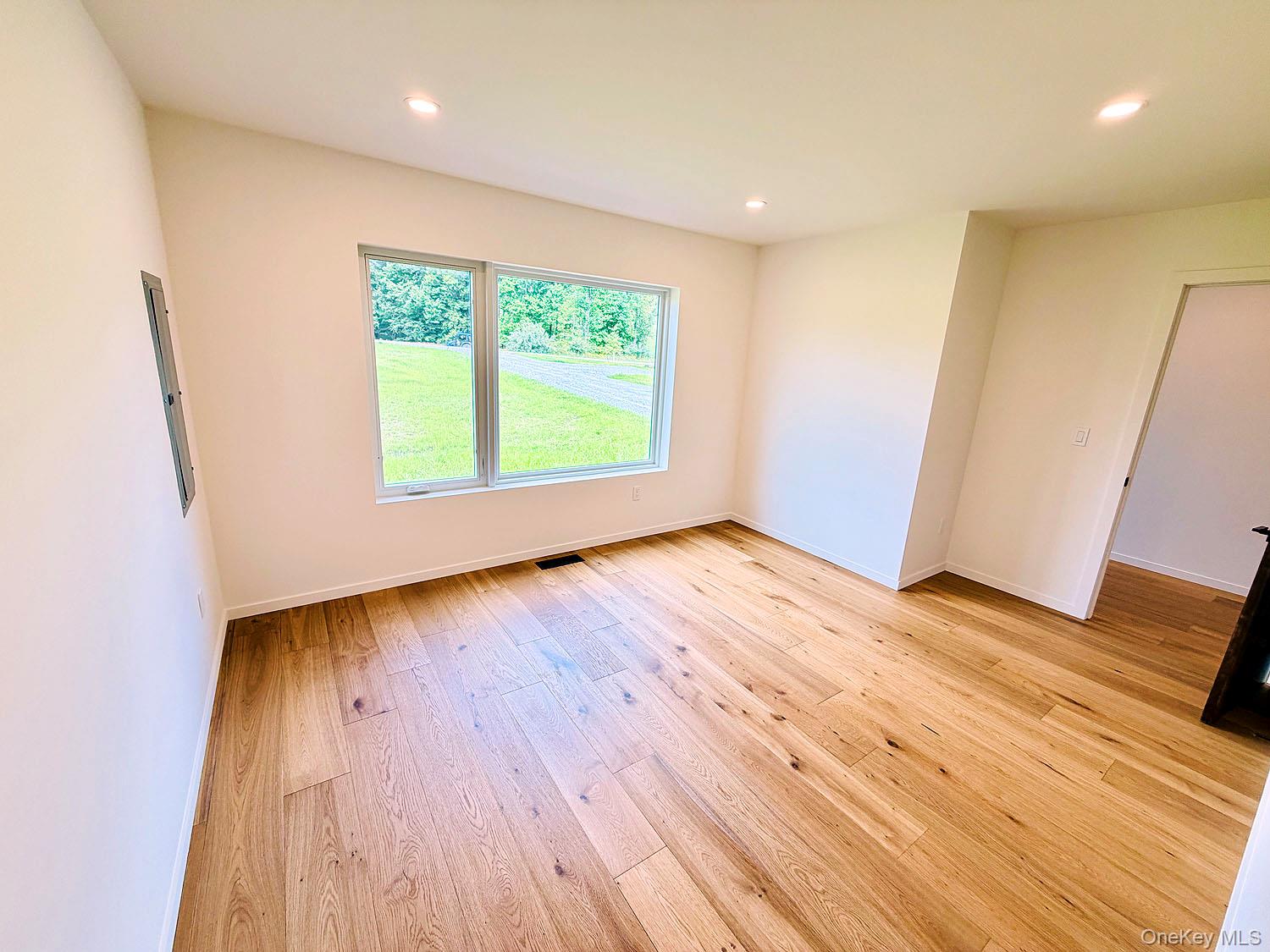199 Henderson Road Property Photo 16