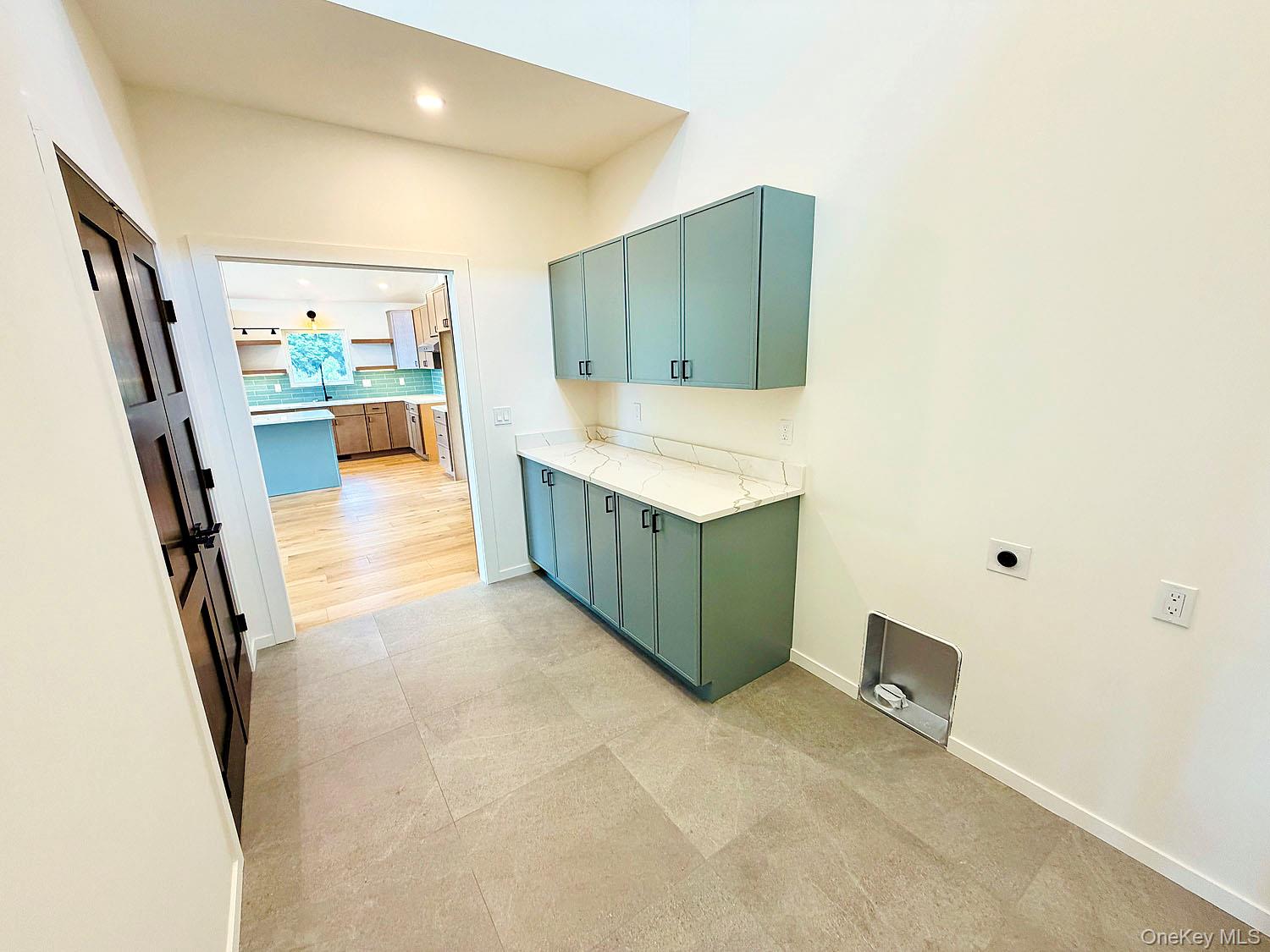 199 Henderson Road Property Photo 20