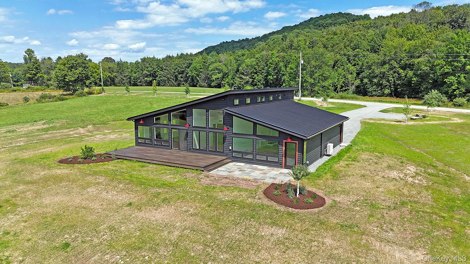 199 Henderson Road Property Photo 25