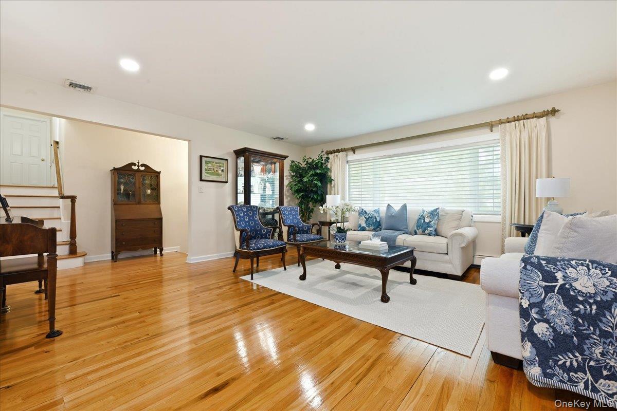 201 Kildare Road Property Photo 4
