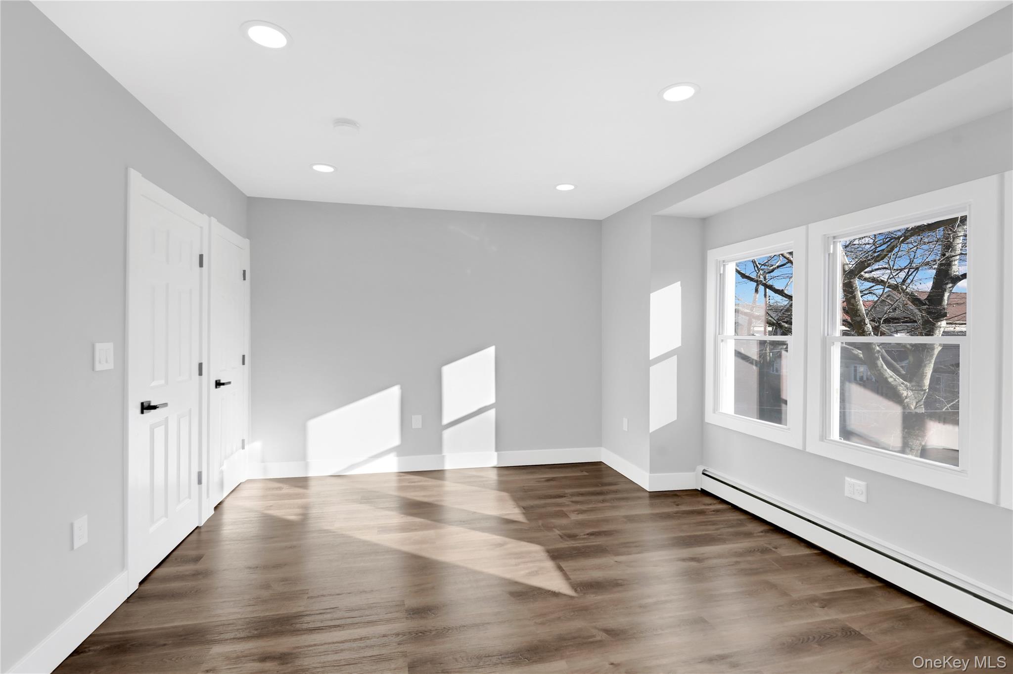 109-20 221st Street Property Photo 17