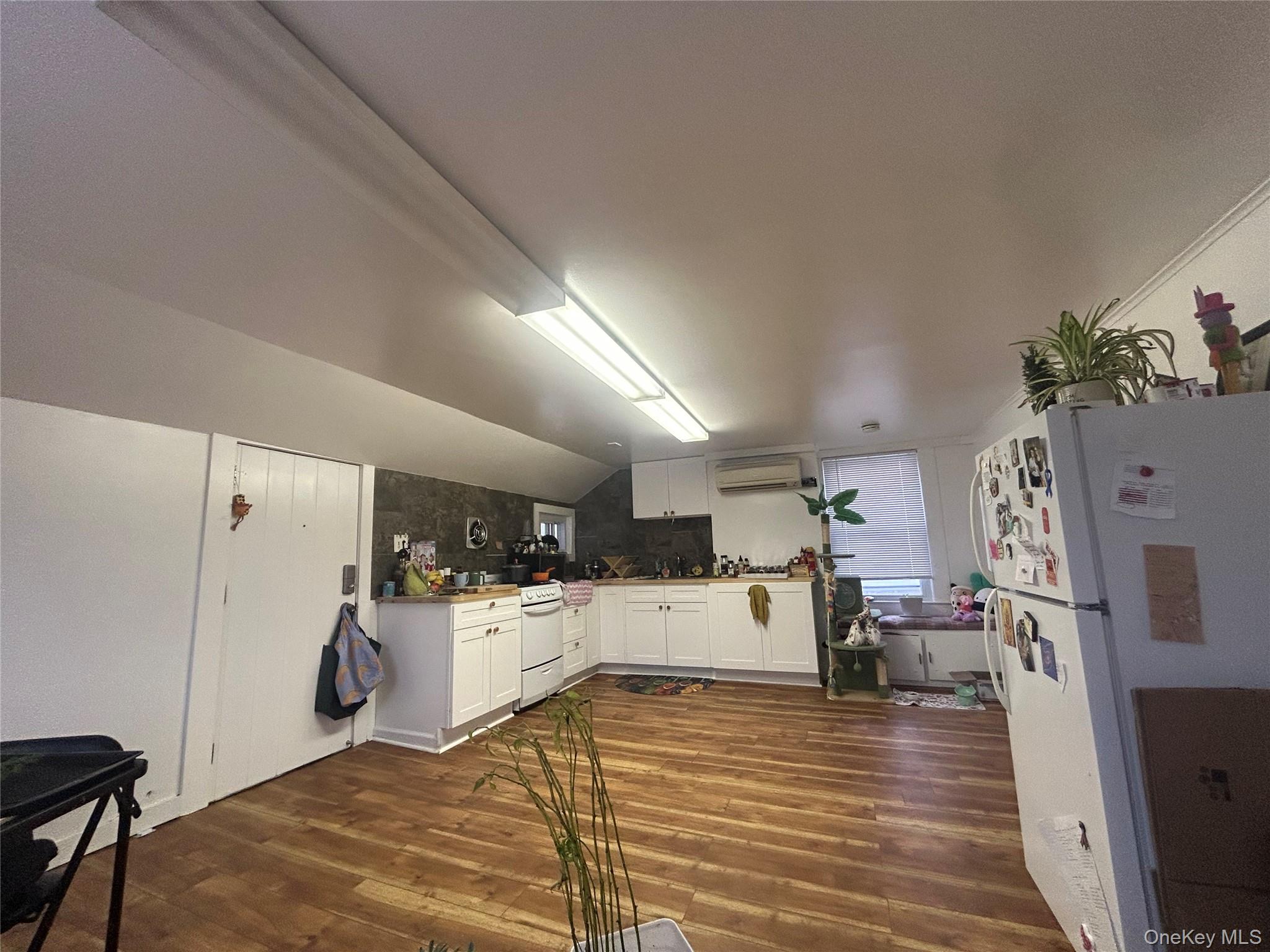 34 Hoffman Street Property Photo 6