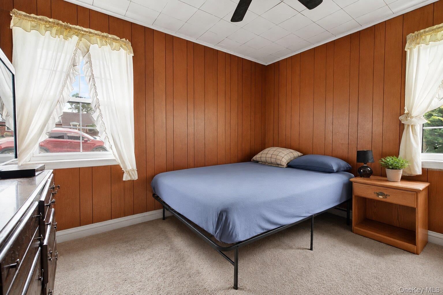 566 Lakeside Road Property Photo 11
