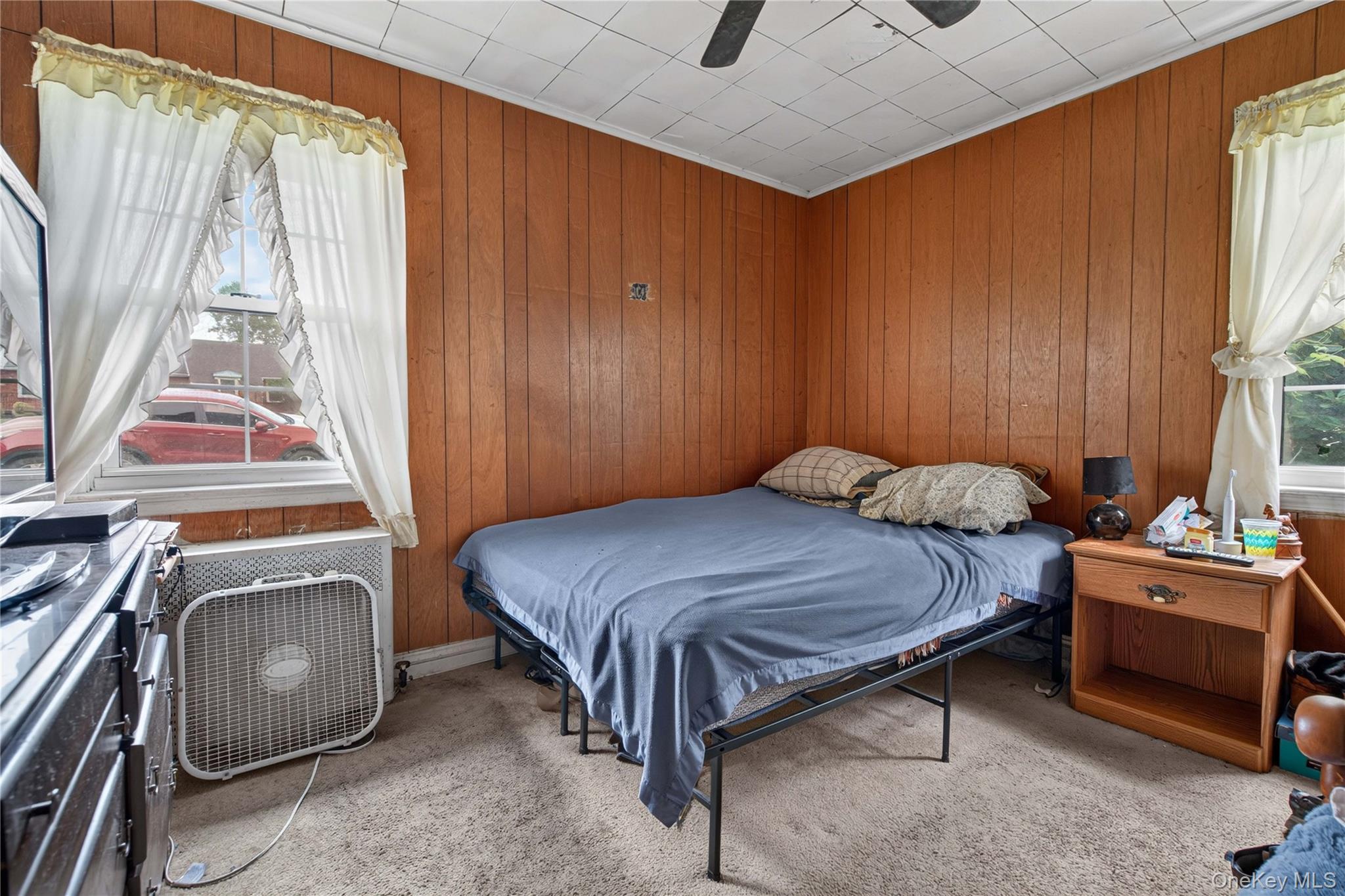 566 Lakeside Road Property Photo 12