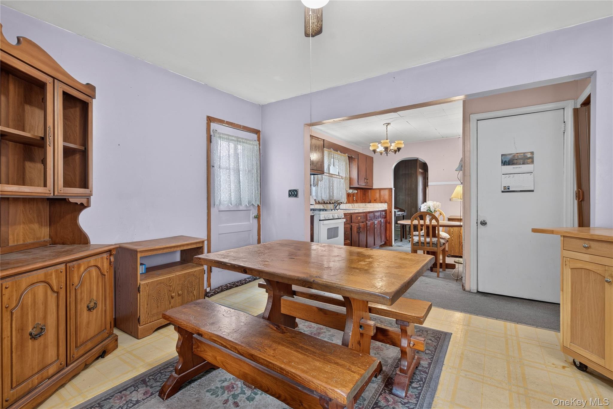 566 Lakeside Road Property Photo 25