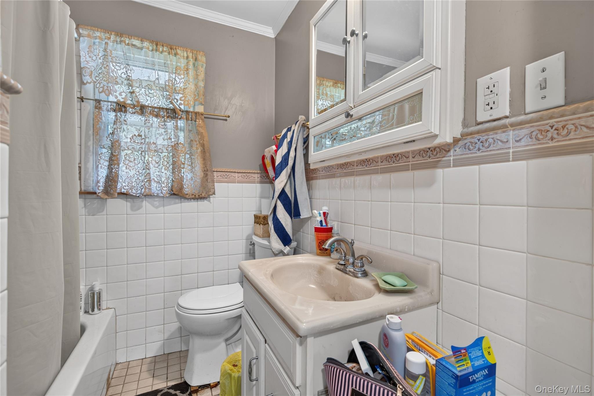 566 Lakeside Road Property Photo 28