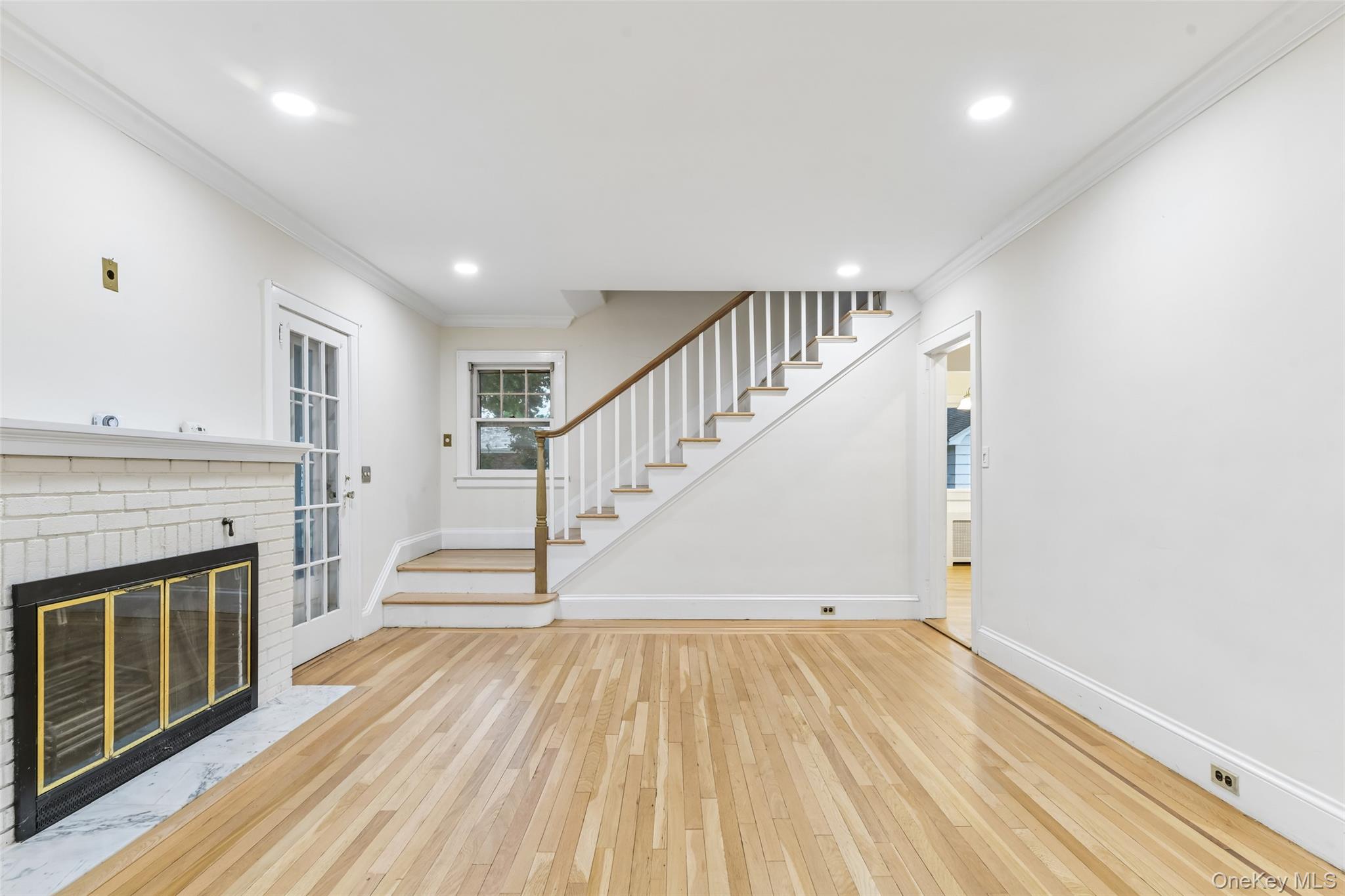 204 Auburn Street Property Photo 2