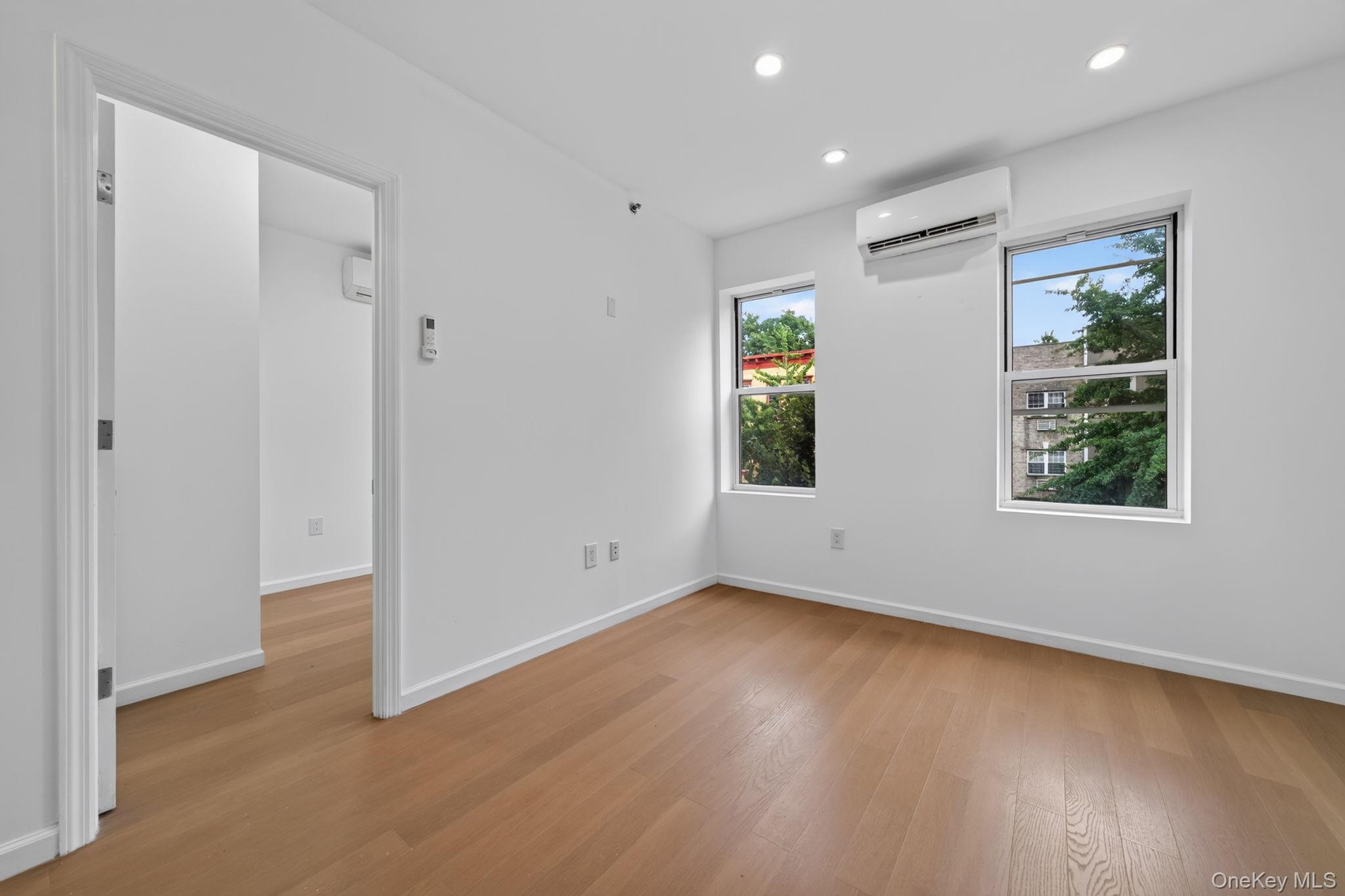 663 Macdonough Street Property Photo 11