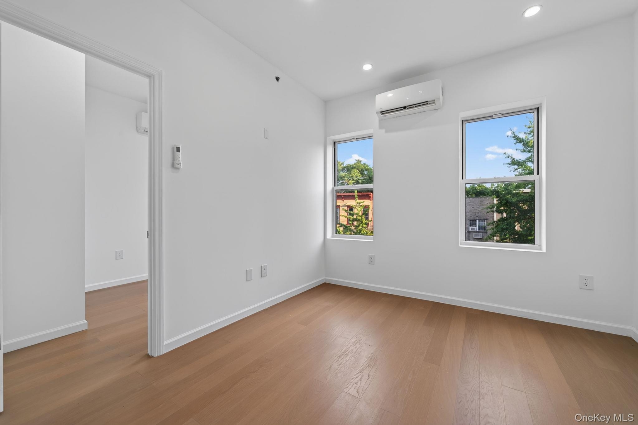 663 Macdonough Street Property Photo 19