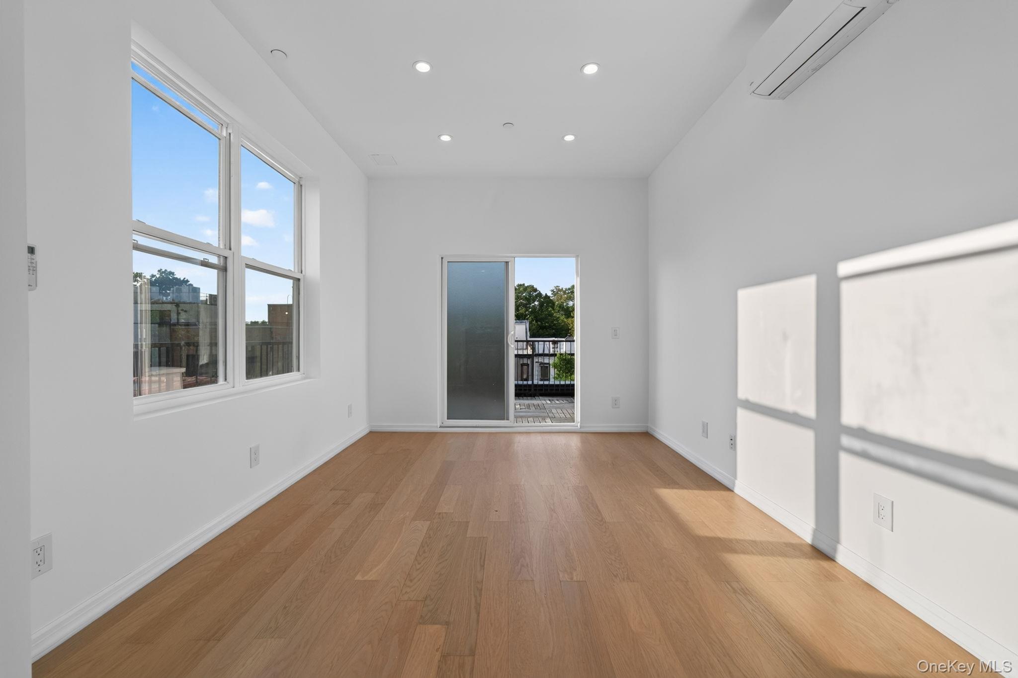 663 Macdonough Street Property Photo 26
