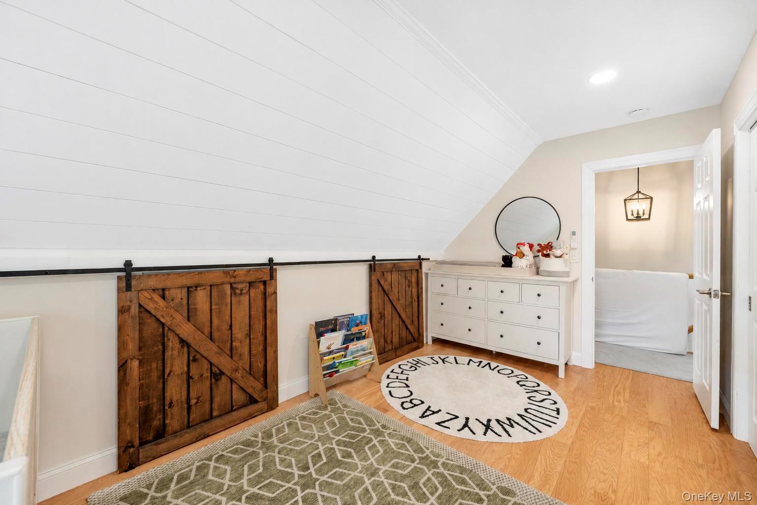 15 Canary Road Property Photo 19