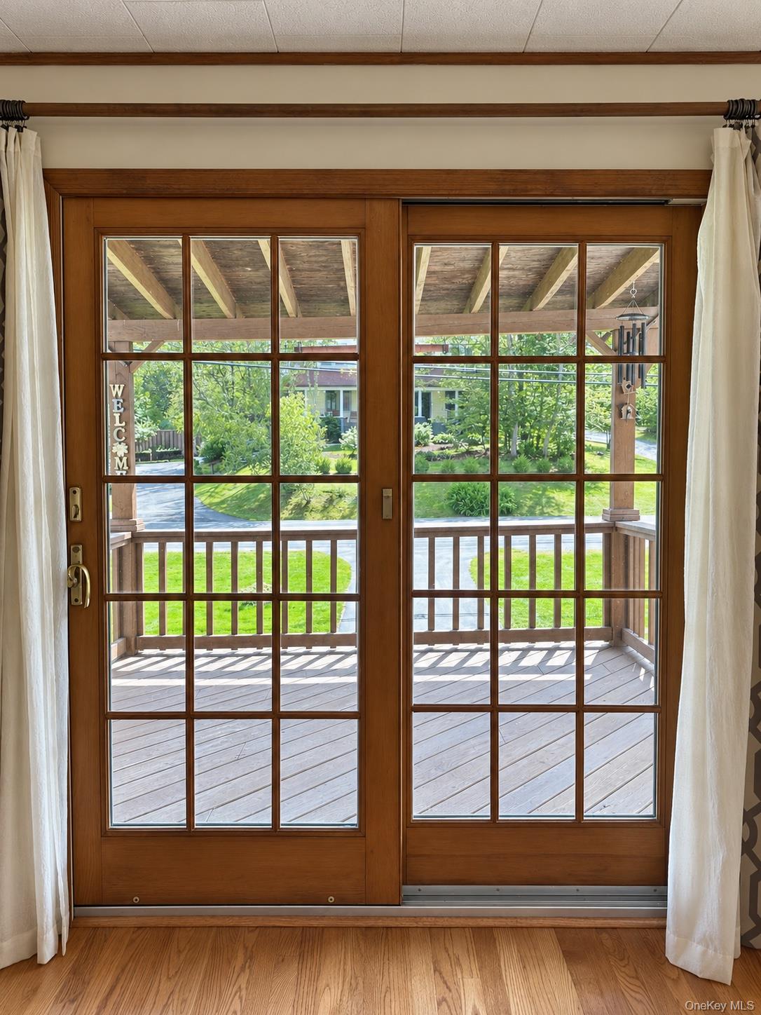 979 Debruce Road Property Photo 4