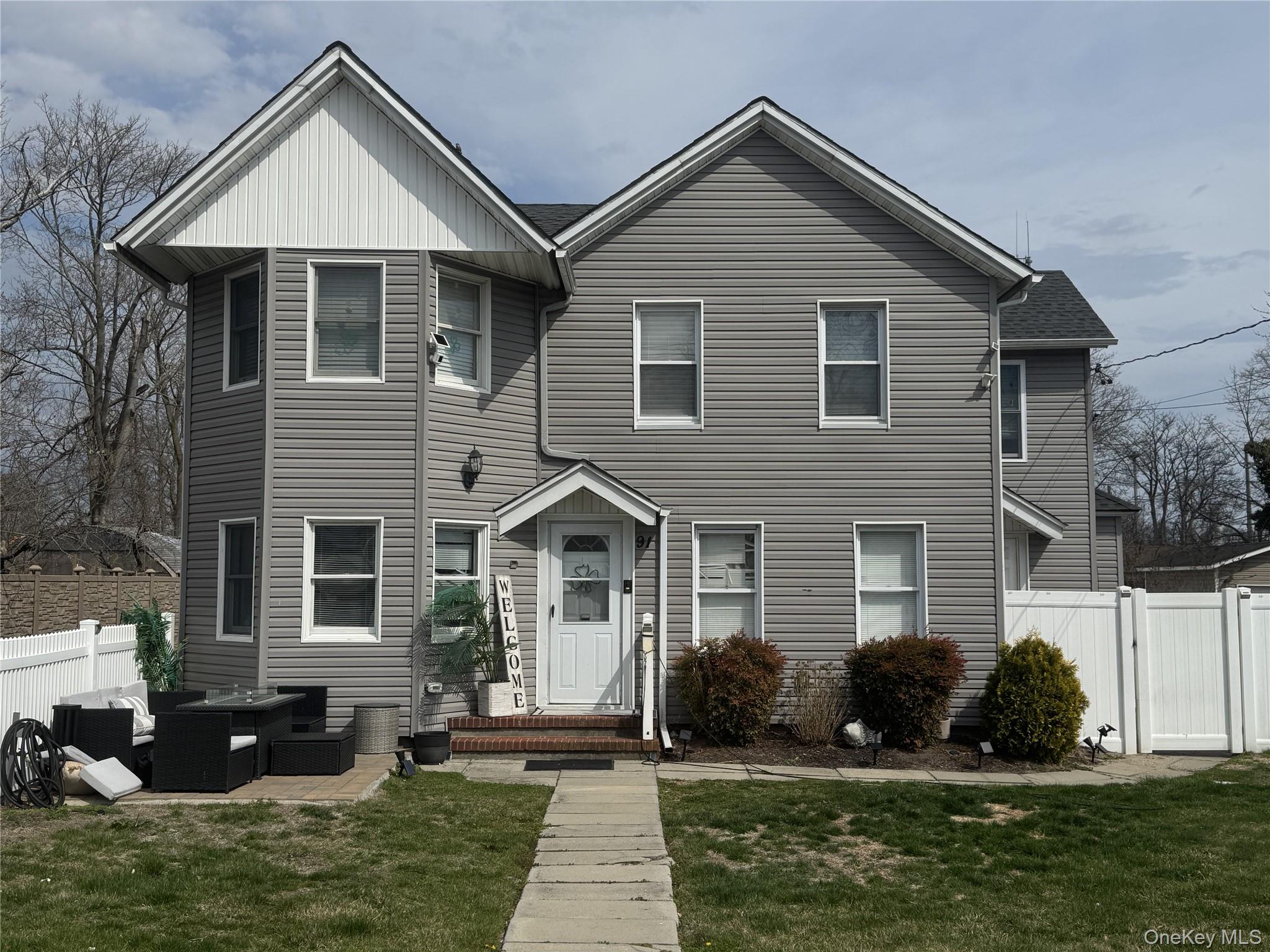 91 River Avenue Property Photo 1