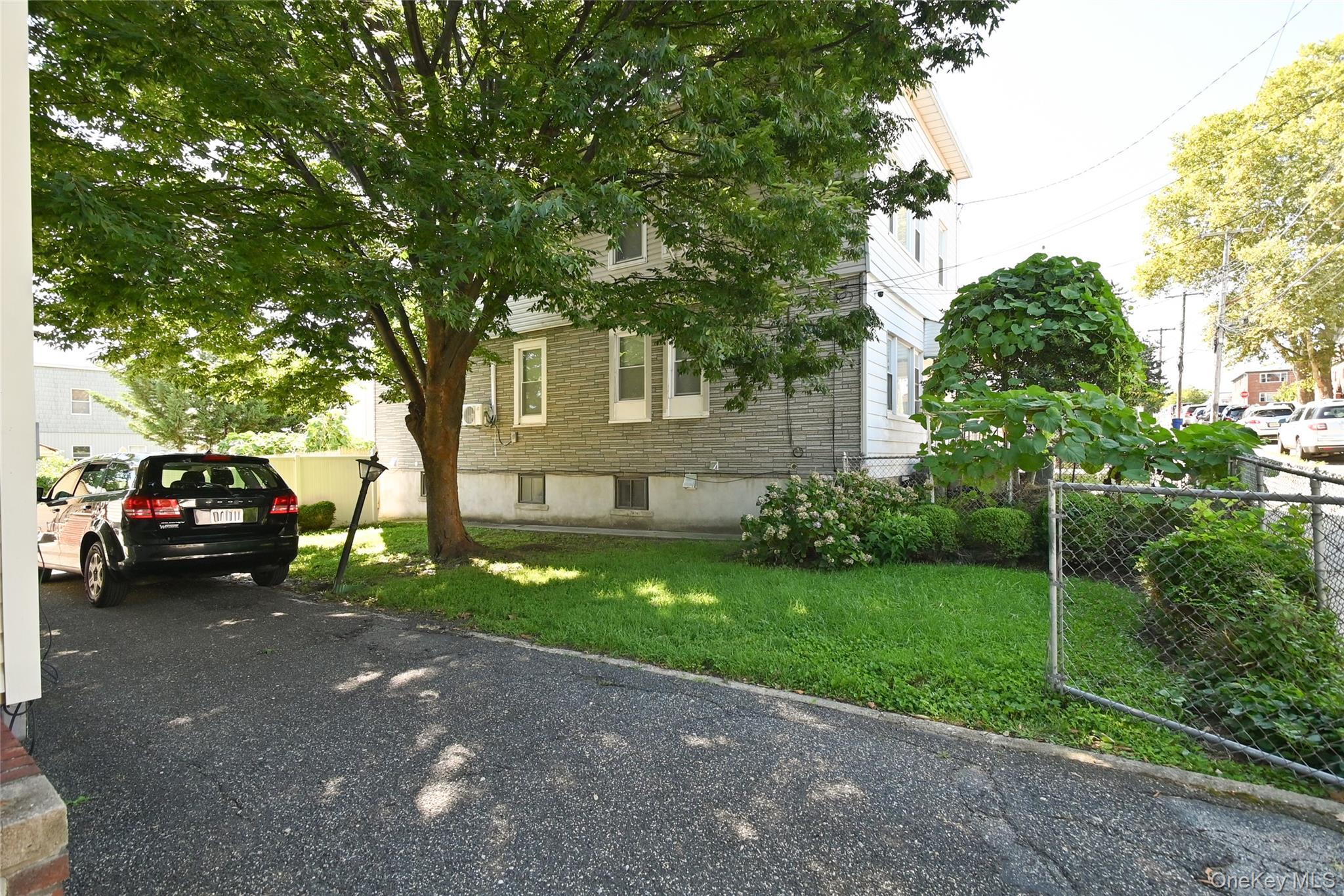 1313 126th Street Property Photo 7