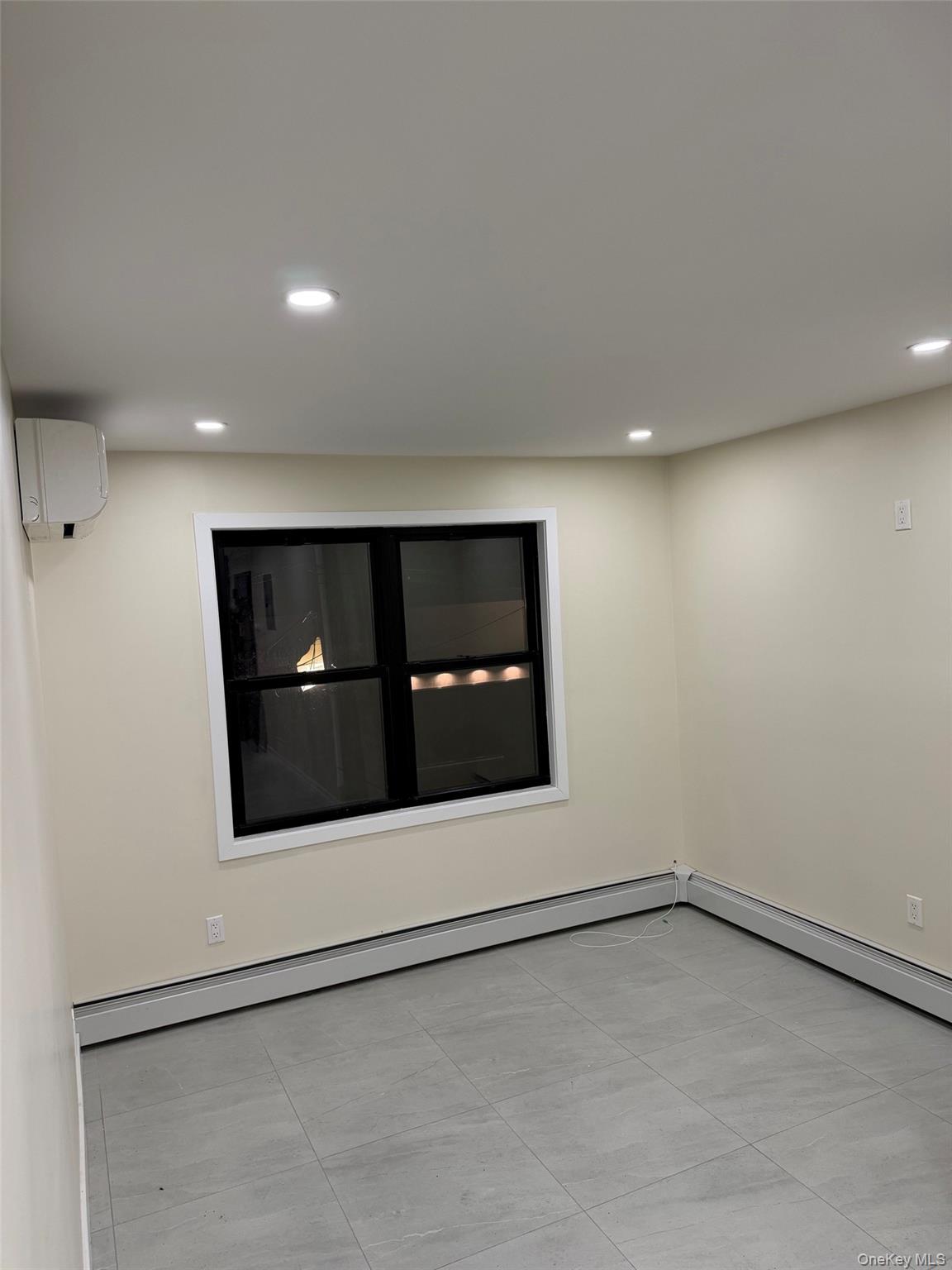 1043428 Property Photo 11