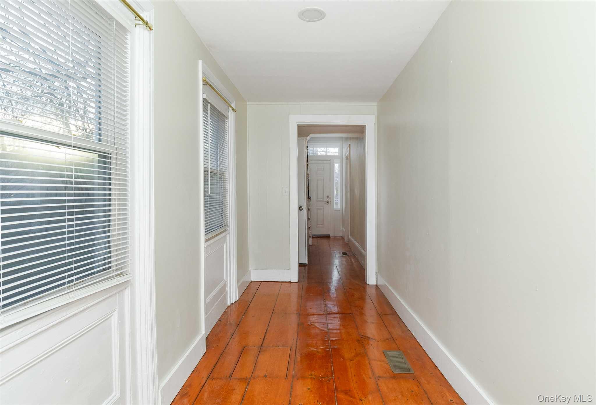 90 S Hamilton Street Property Photo 7