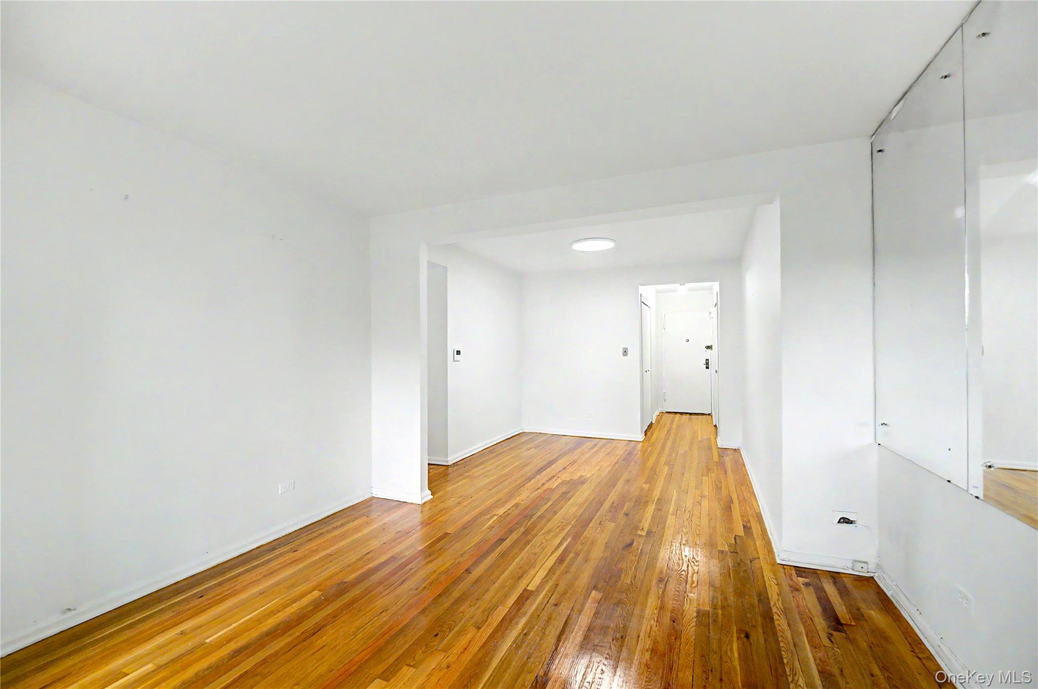 75-08 Bell Boulevard 3l Property Photo 6