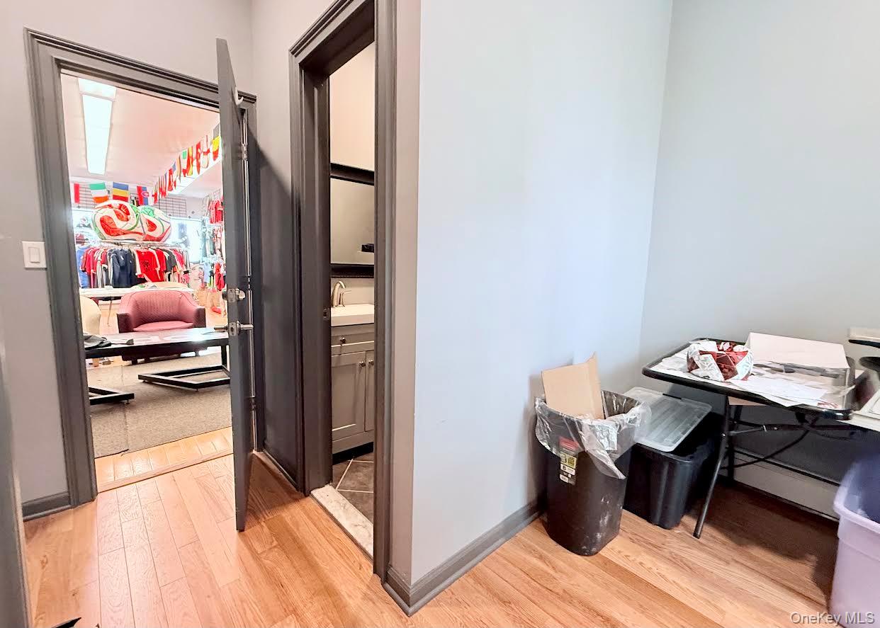 168 E Boston Post Road Property Photo 13