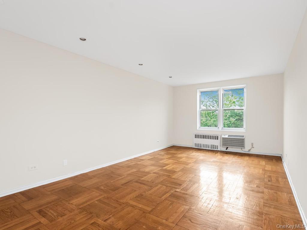 3901 Independence Avenue 6h Property Photo 8