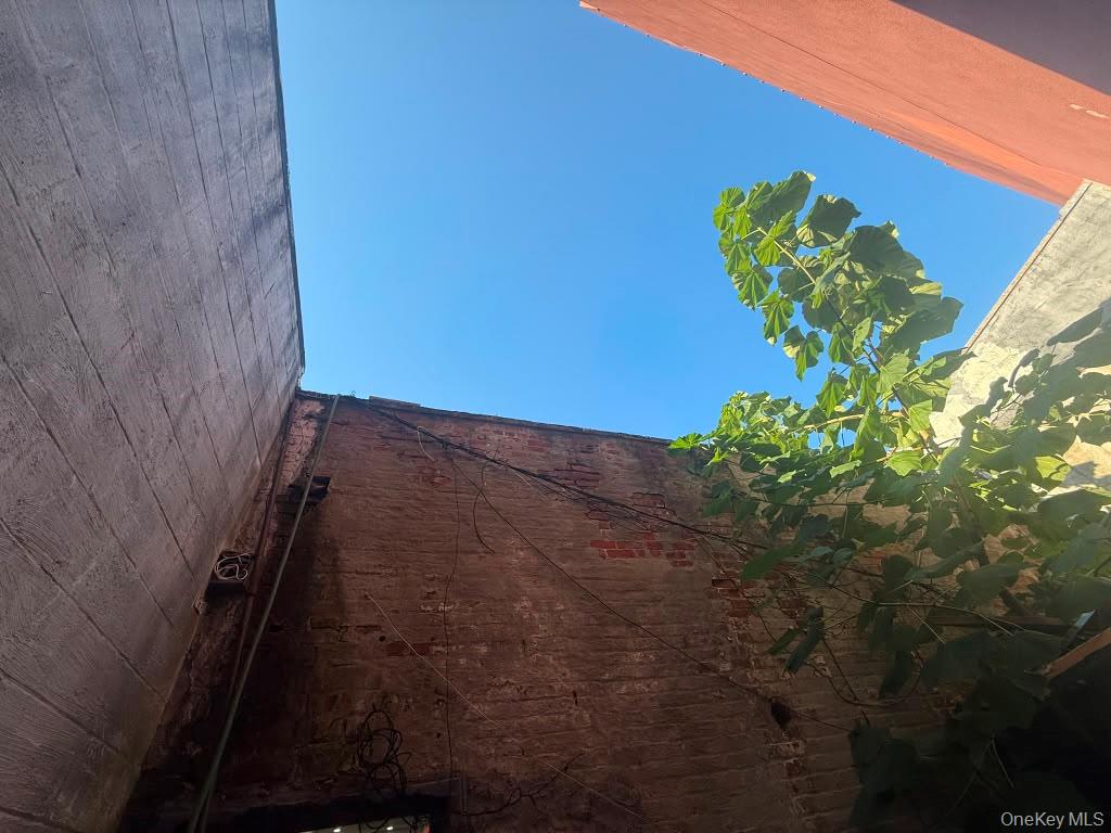 1852 Westchester Avenue Property Photo 31