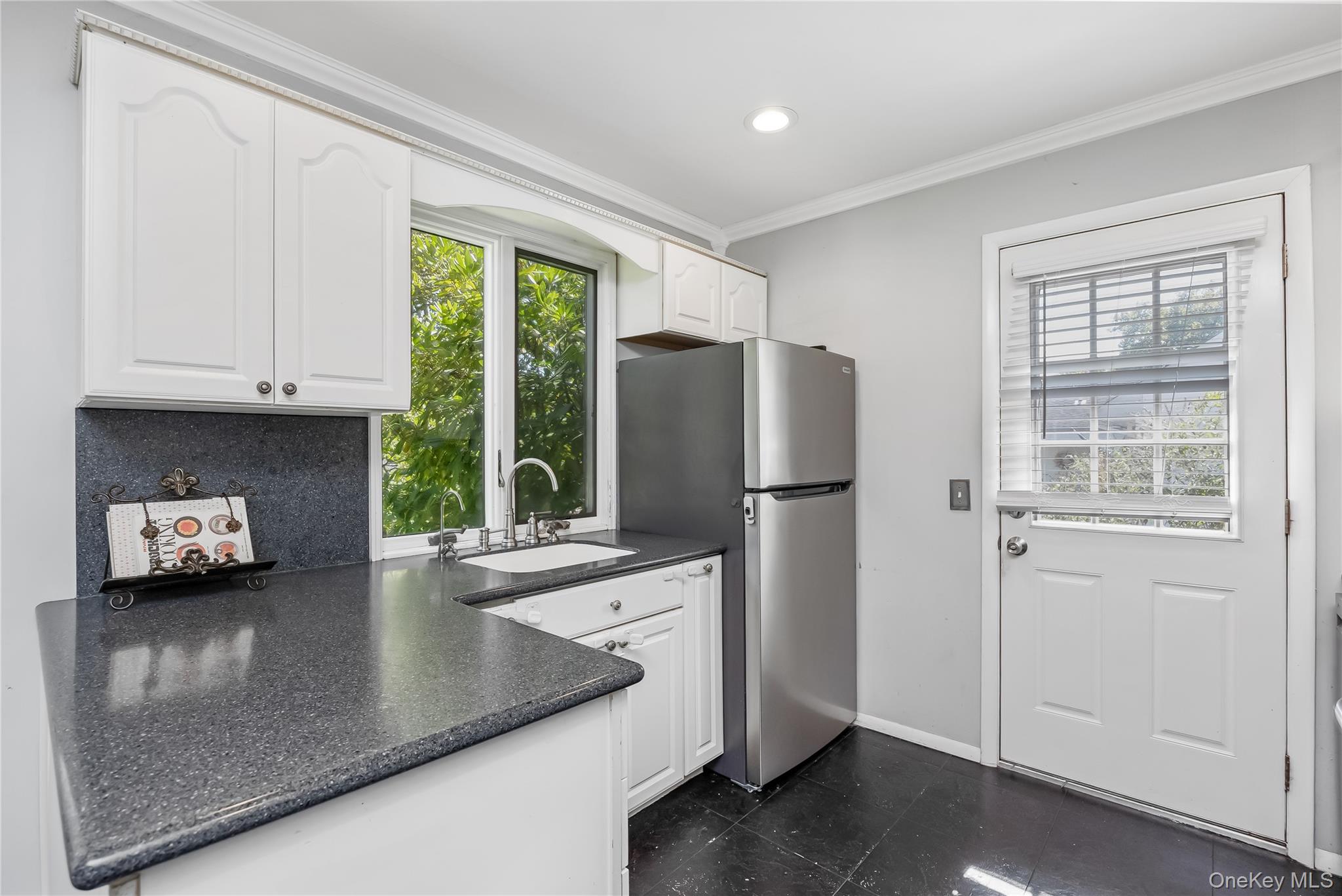 6 Sybil Place Property Photo 10