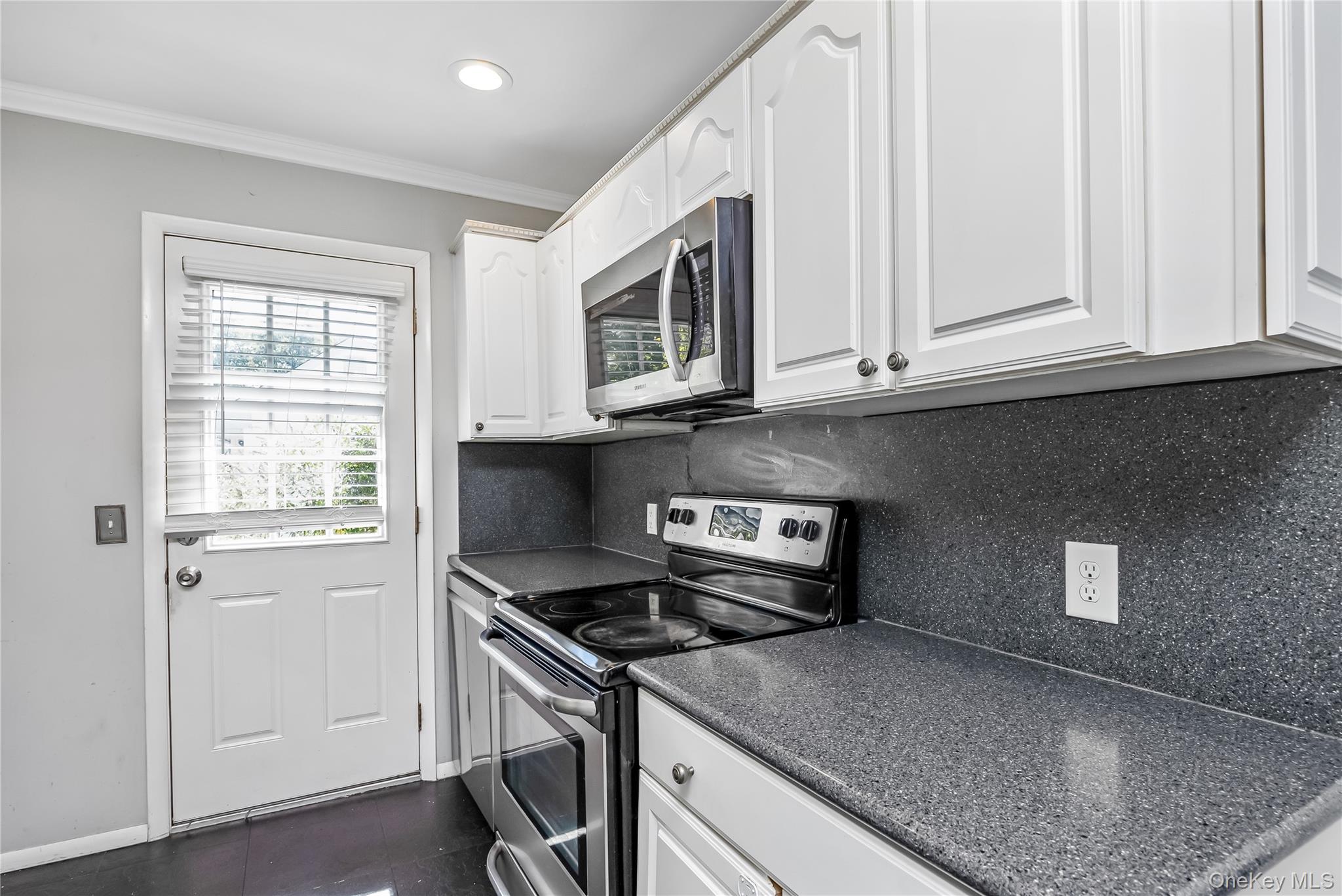6 Sybil Place Property Photo 11