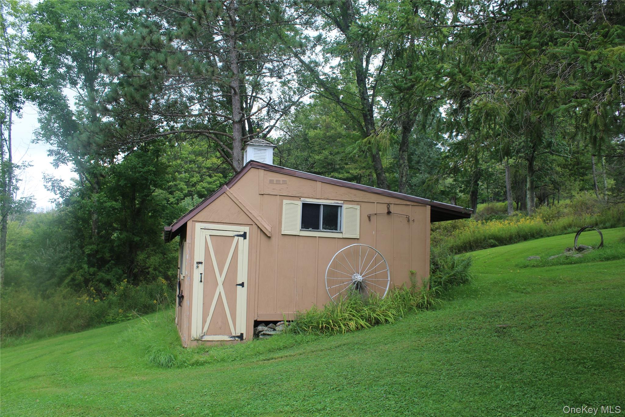 19 Frelich Road Property Photo 8