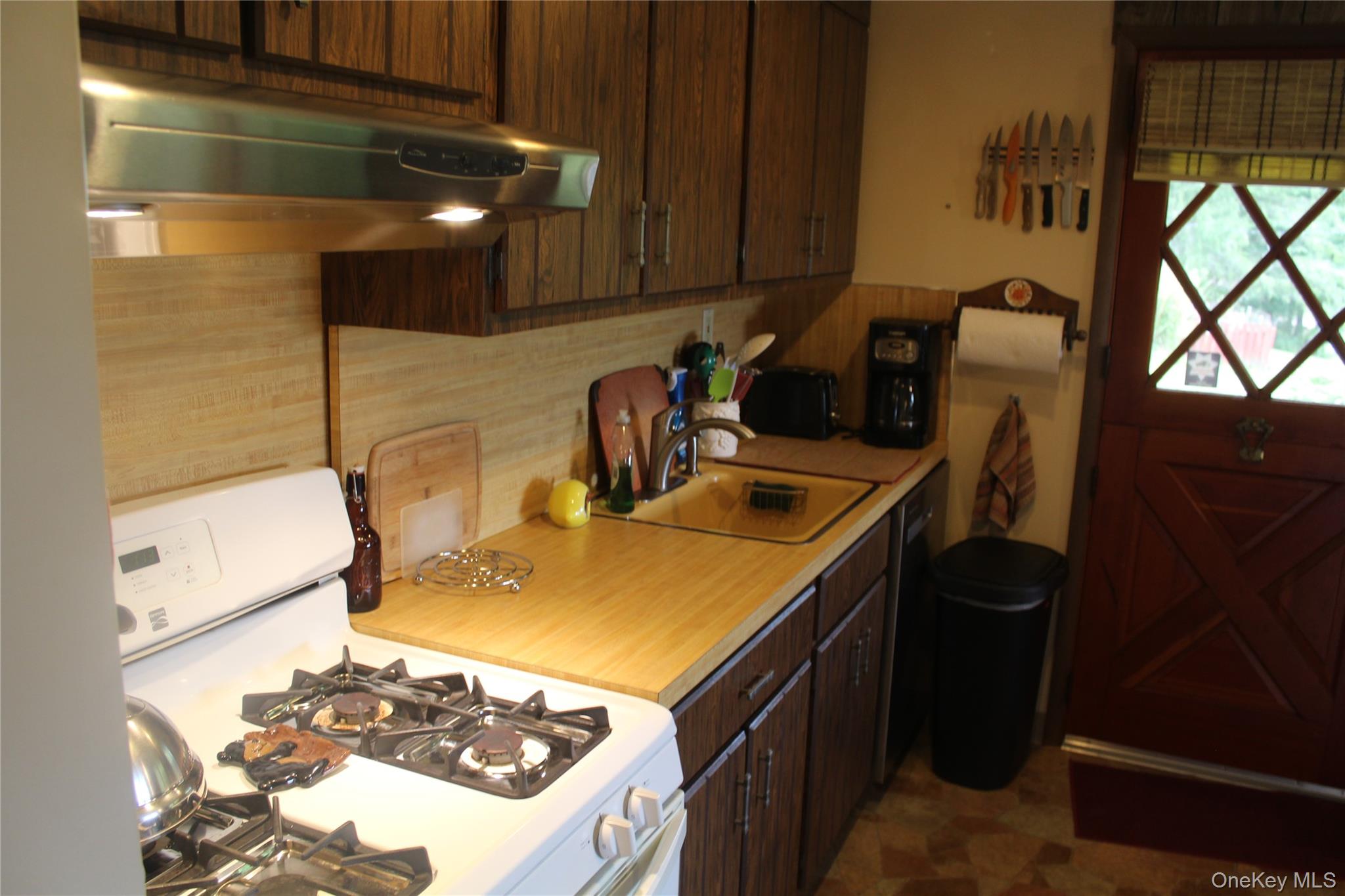 19 Frelich Road Property Photo 18