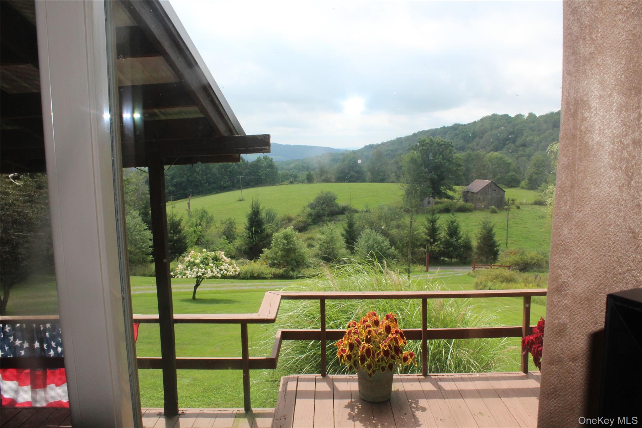 19 Frelich Road Property Photo 31