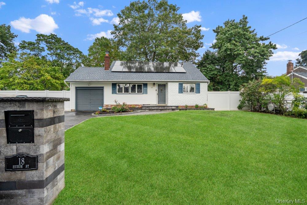 18 Huron Street Property Photo 1