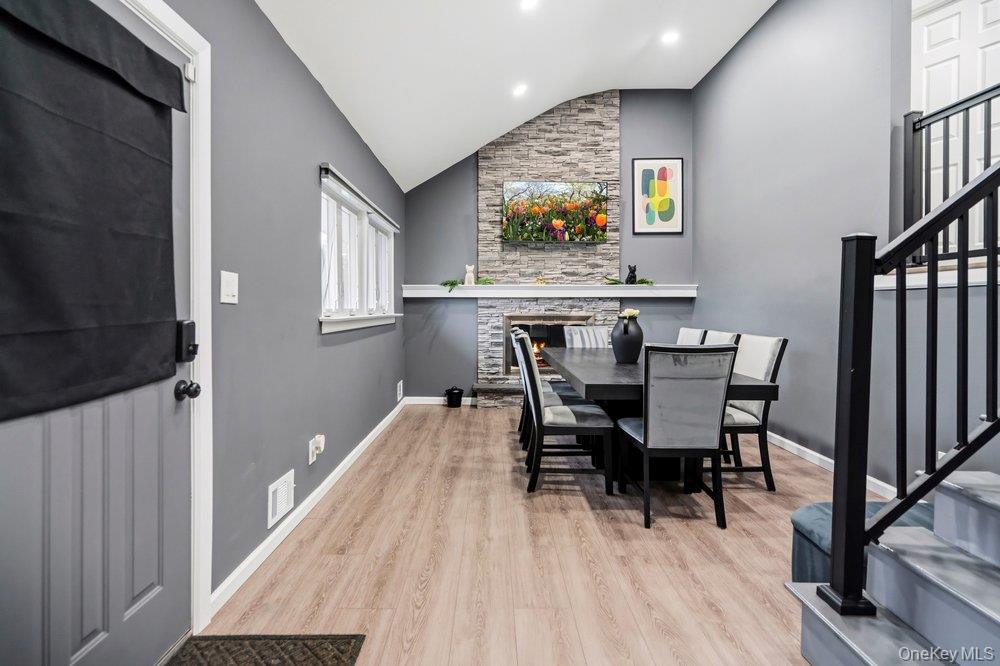 18 Huron Street Property Photo 3