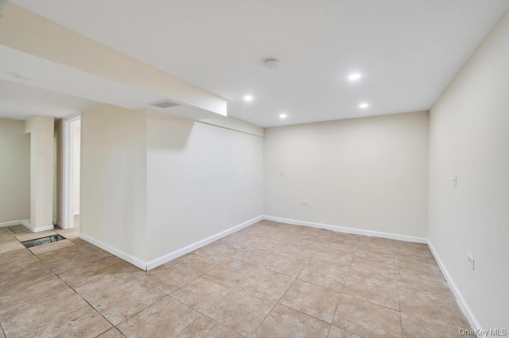 15 Farm Lane Property Photo 21