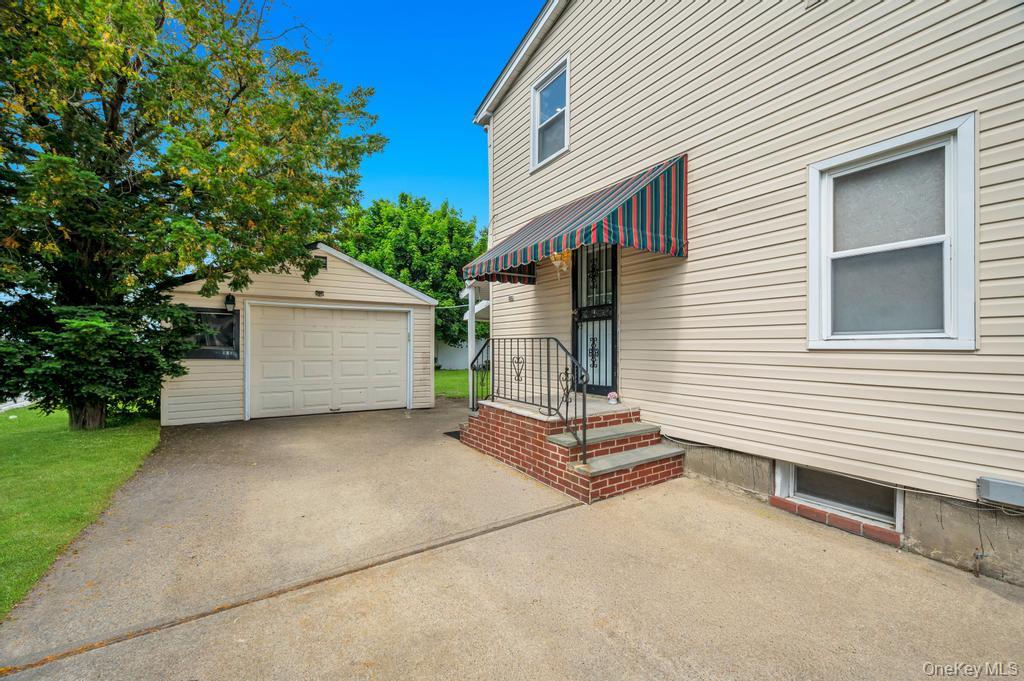 15 Farm Lane Property Photo 24