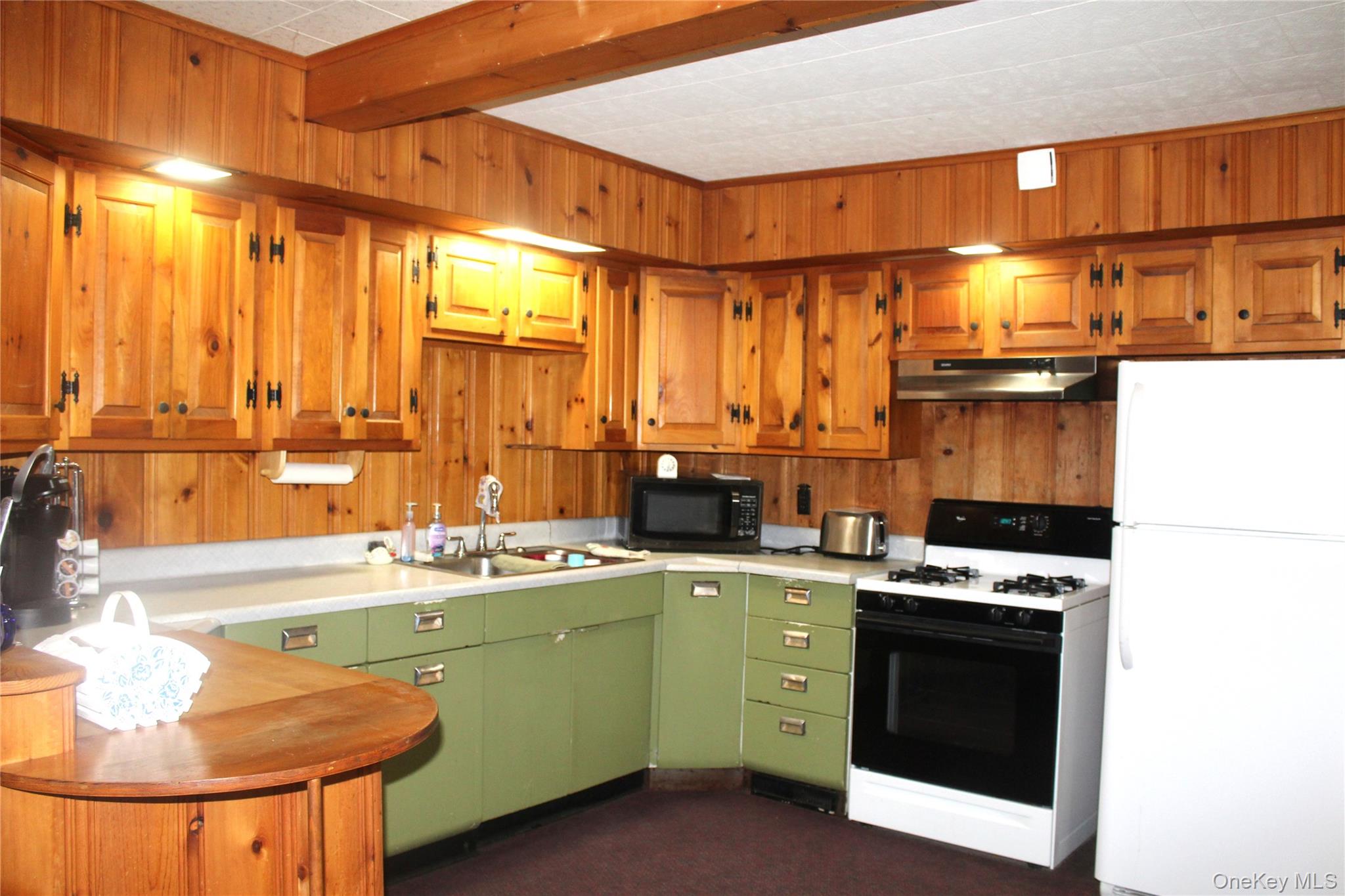123 North Street Property Photo 29