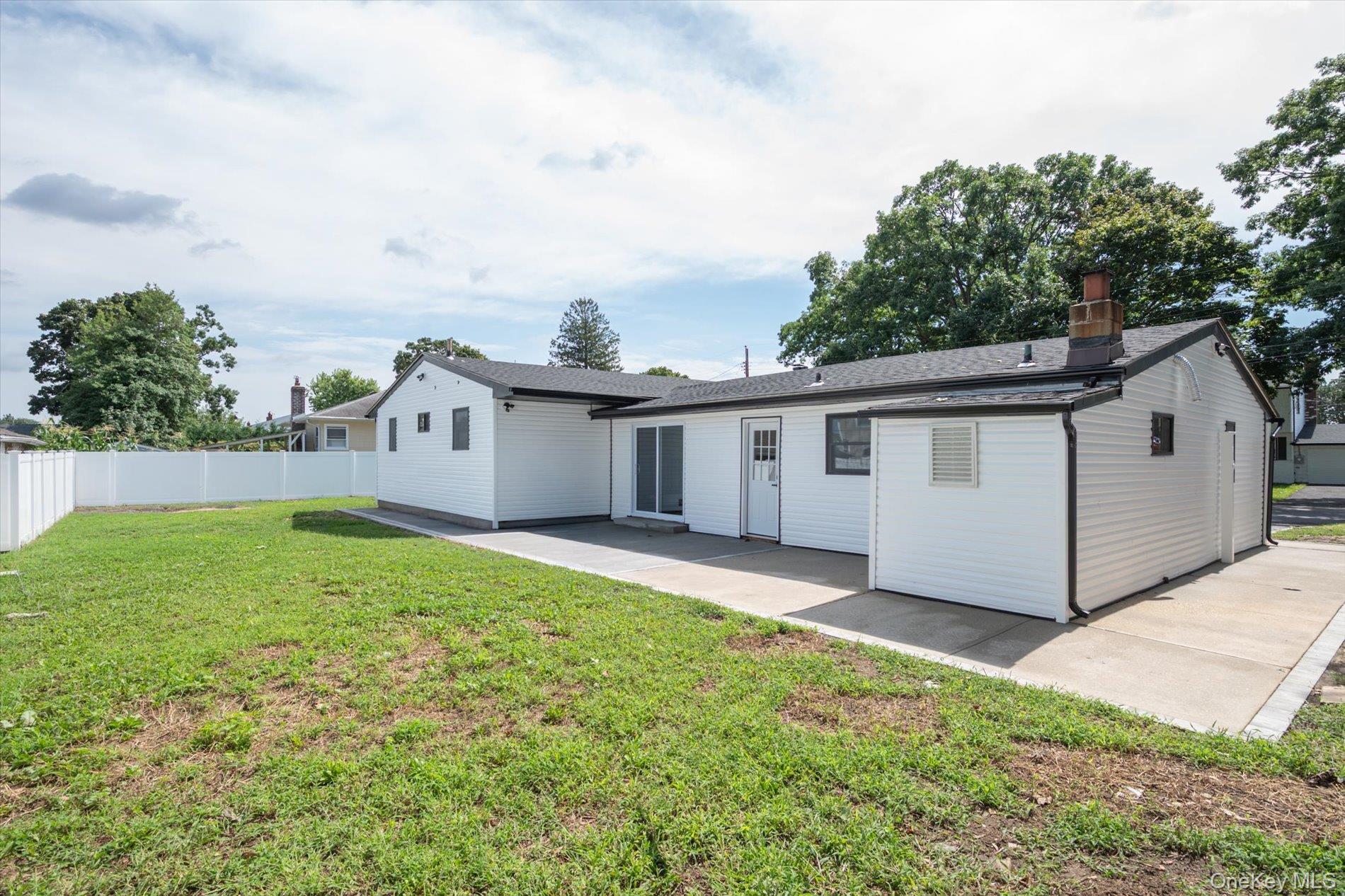 91 30th Street Property Photo 26
