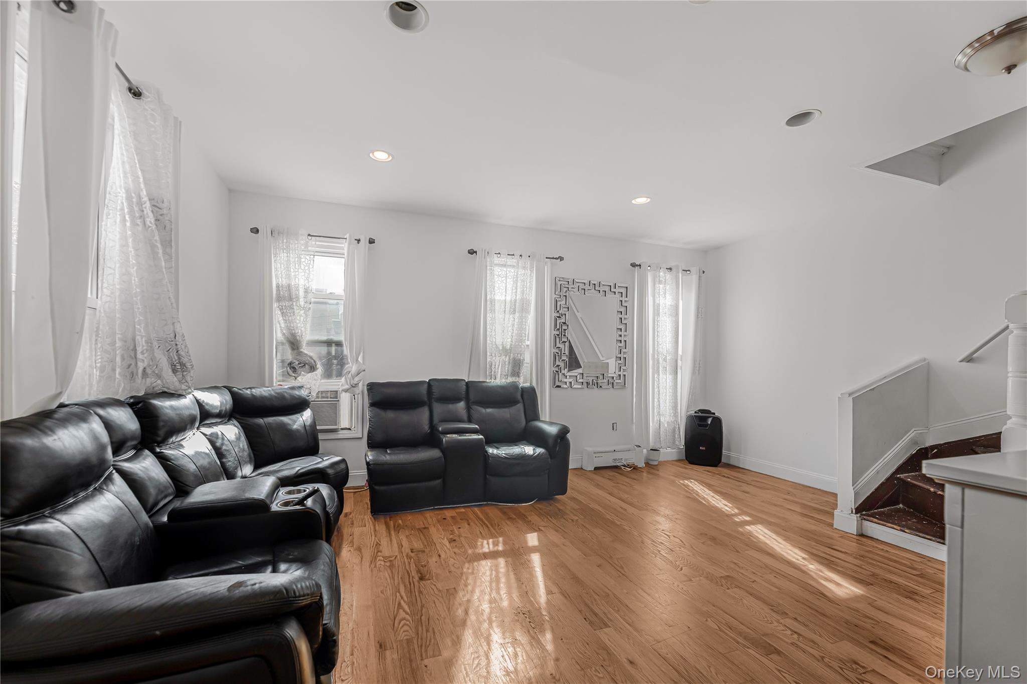 1734 Van Buren Street Property Photo 11