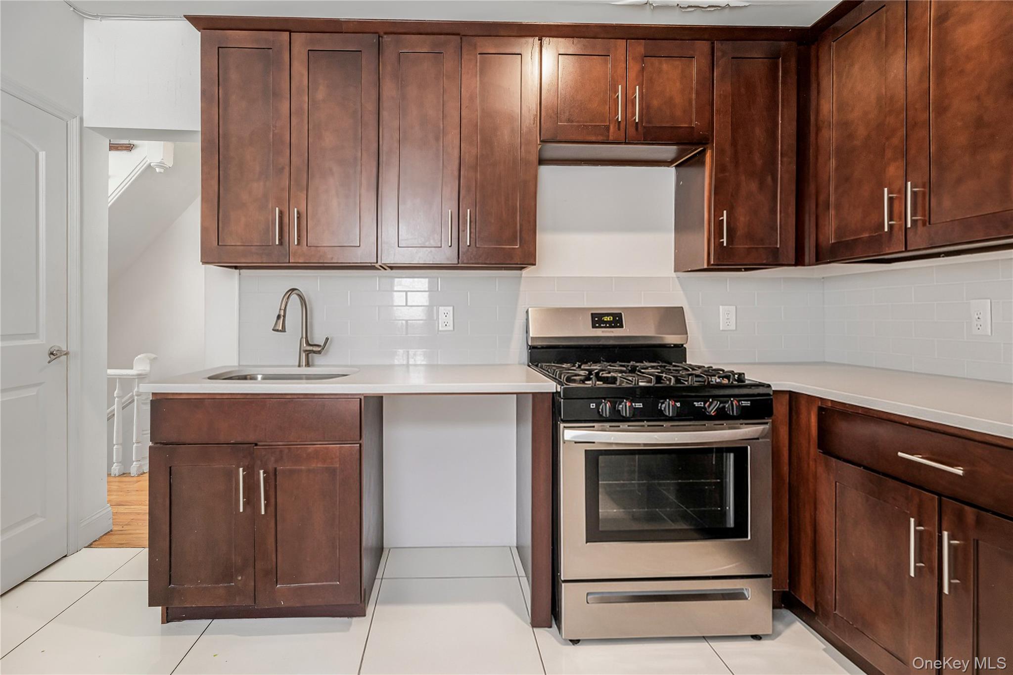 1734 Van Buren Street Property Photo 15