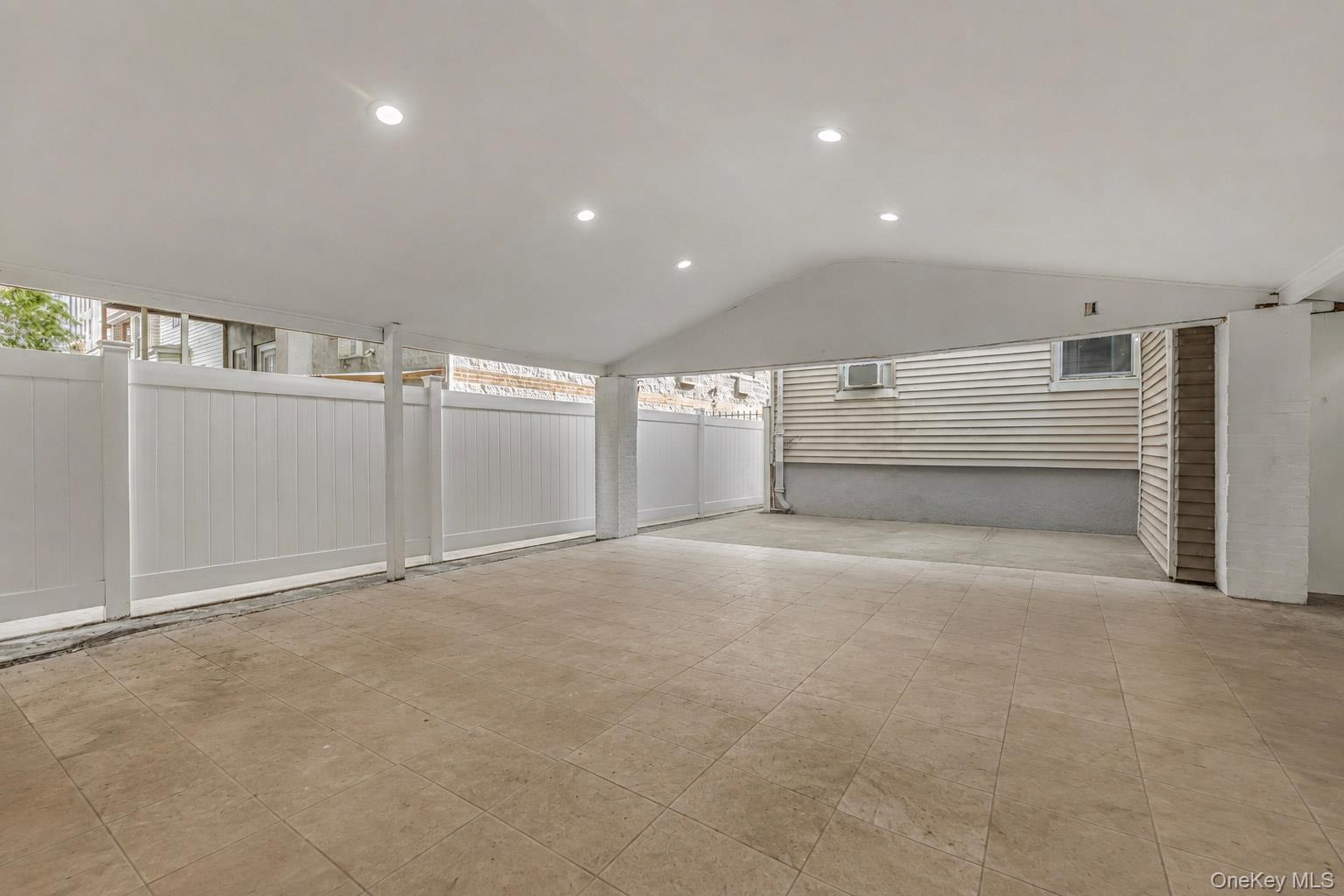 1734 Van Buren Street Property Photo 32