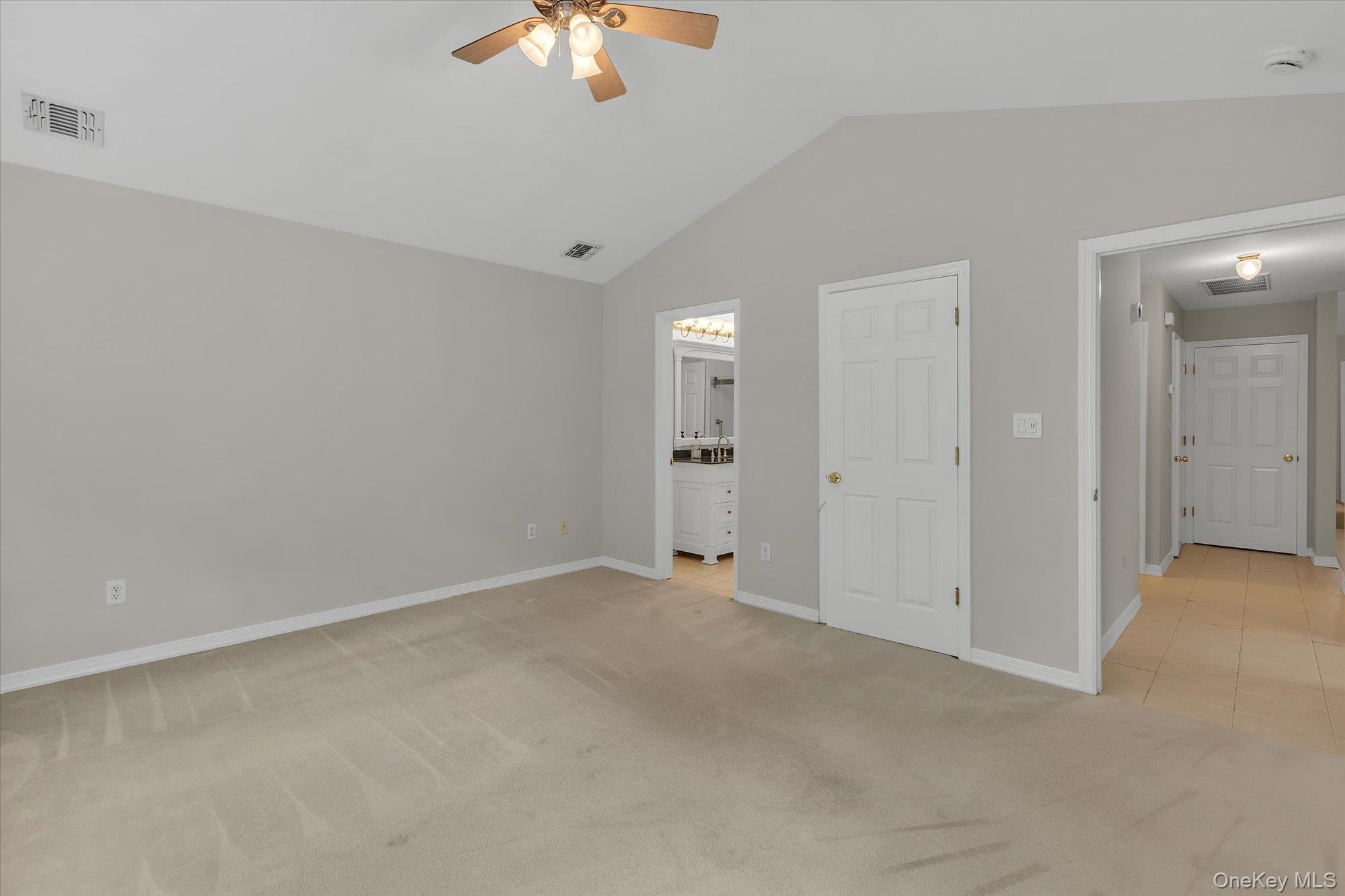 403 Winged Foot Way Property Photo 14