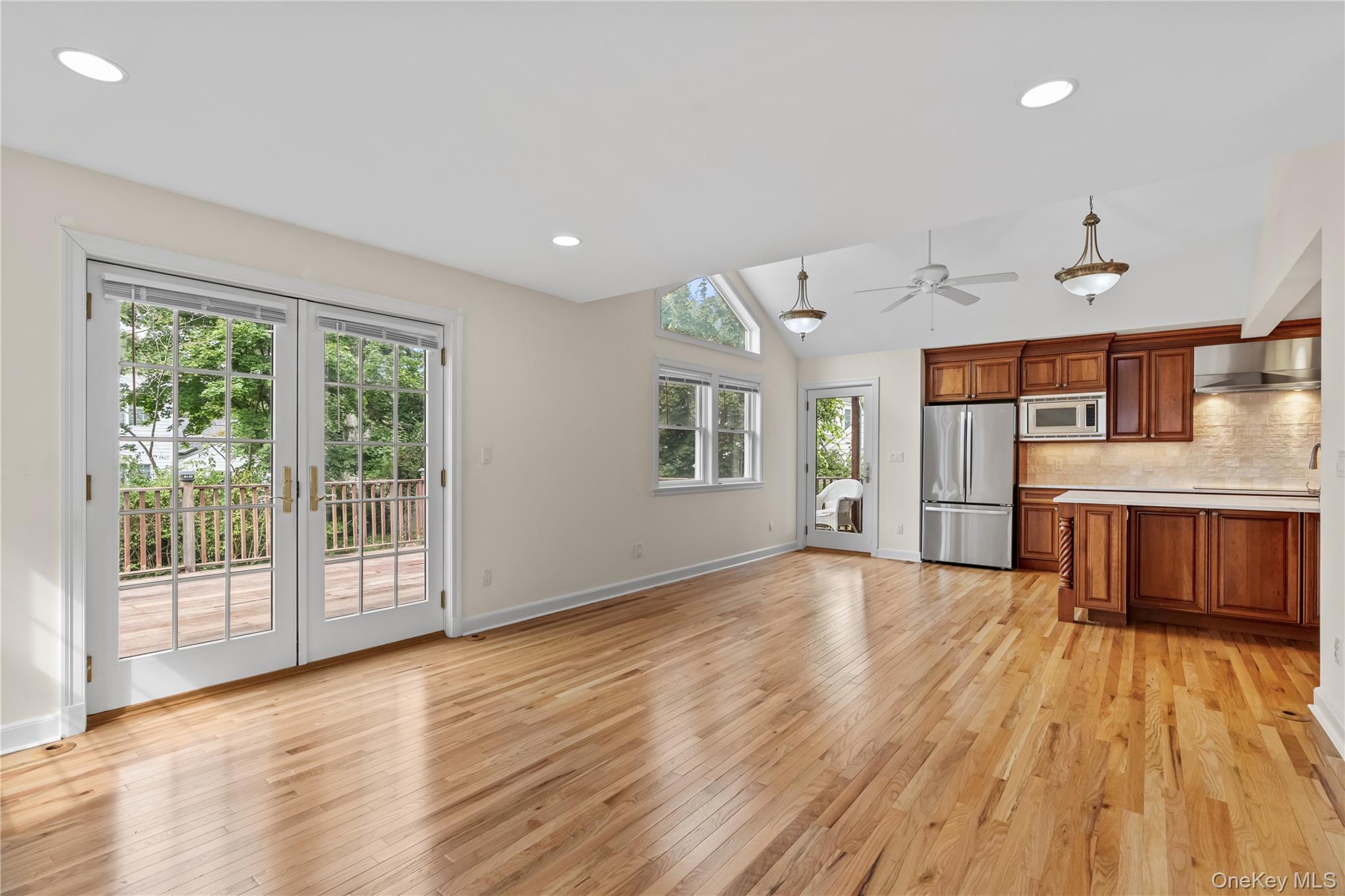 136 Wilmot Circle Property Photo 16