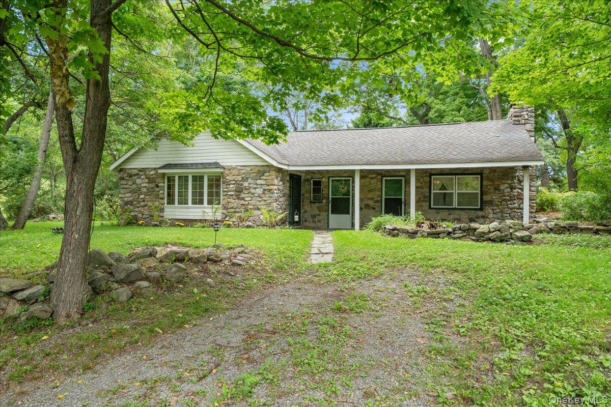 112 Onderdonk Road Property Photo 3