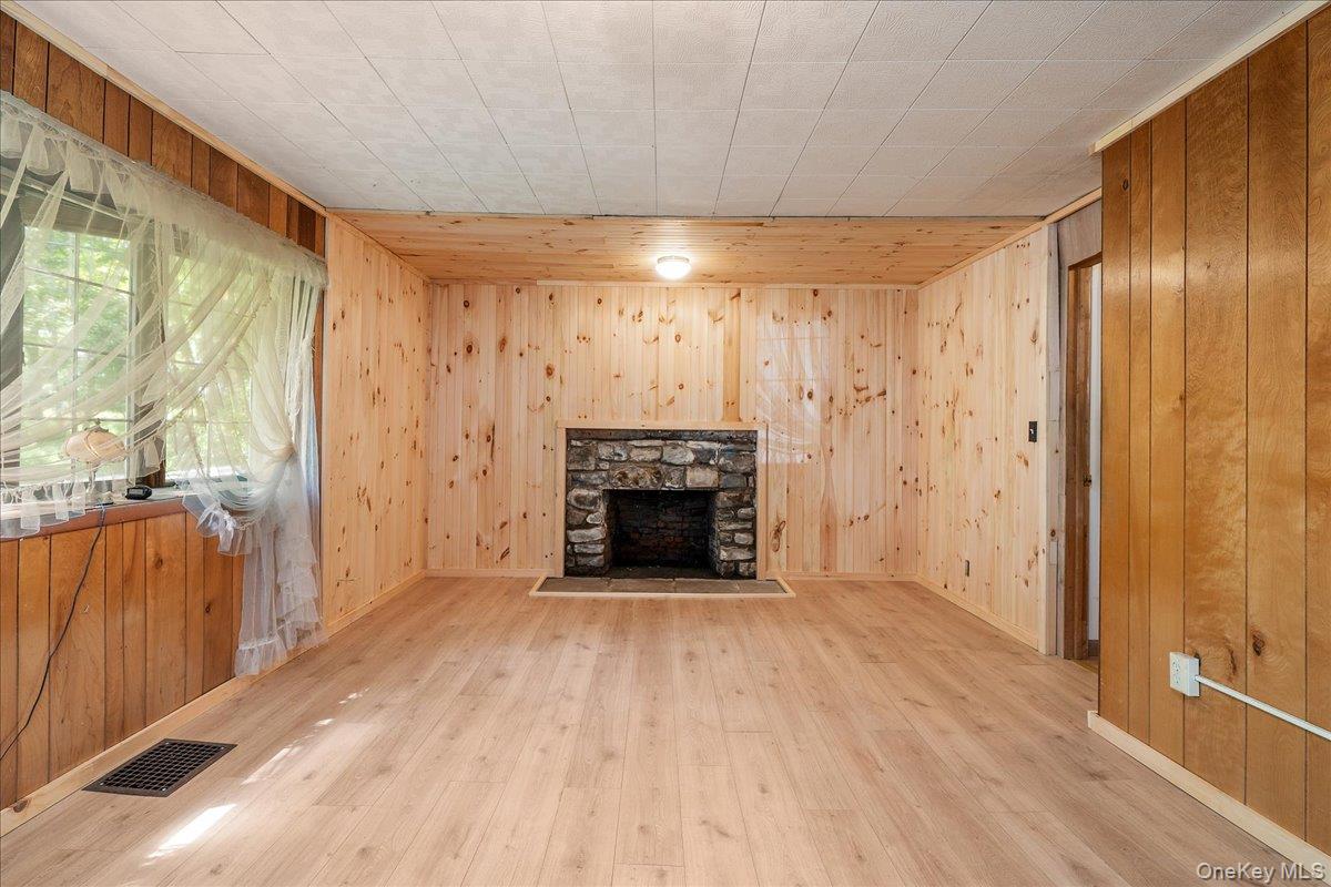 112 Onderdonk Road Property Photo 19