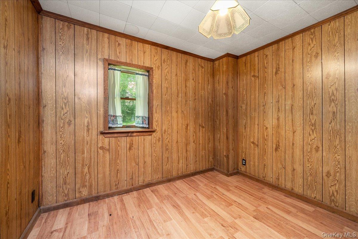 112 Onderdonk Road Property Photo 25