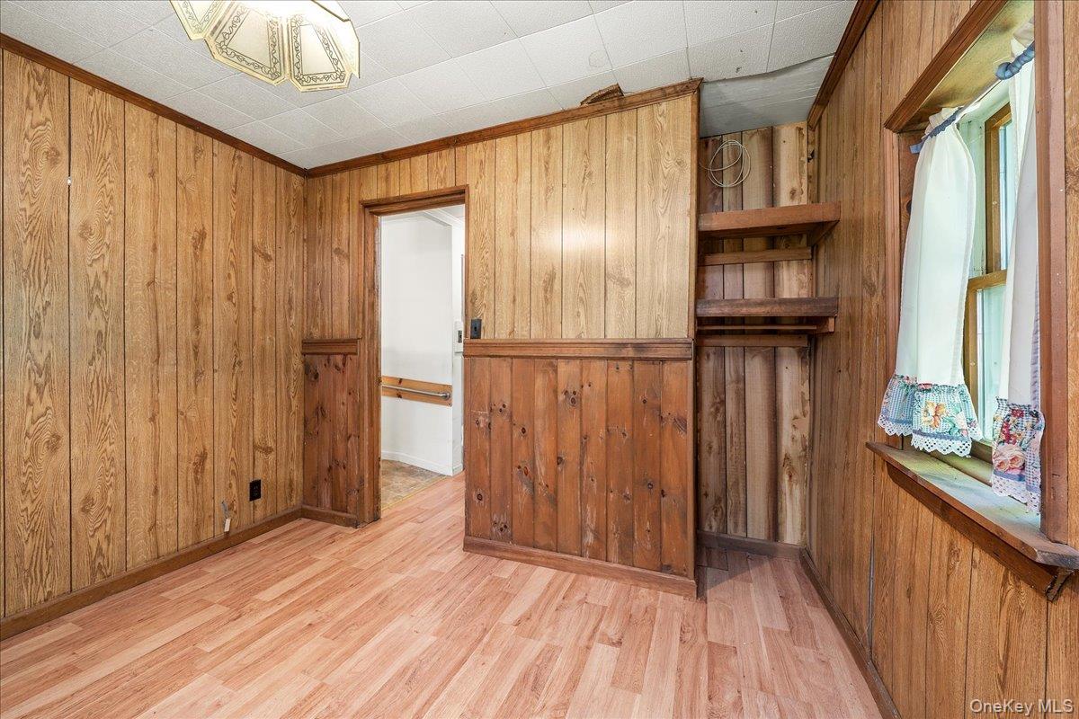 112 Onderdonk Road Property Photo 26