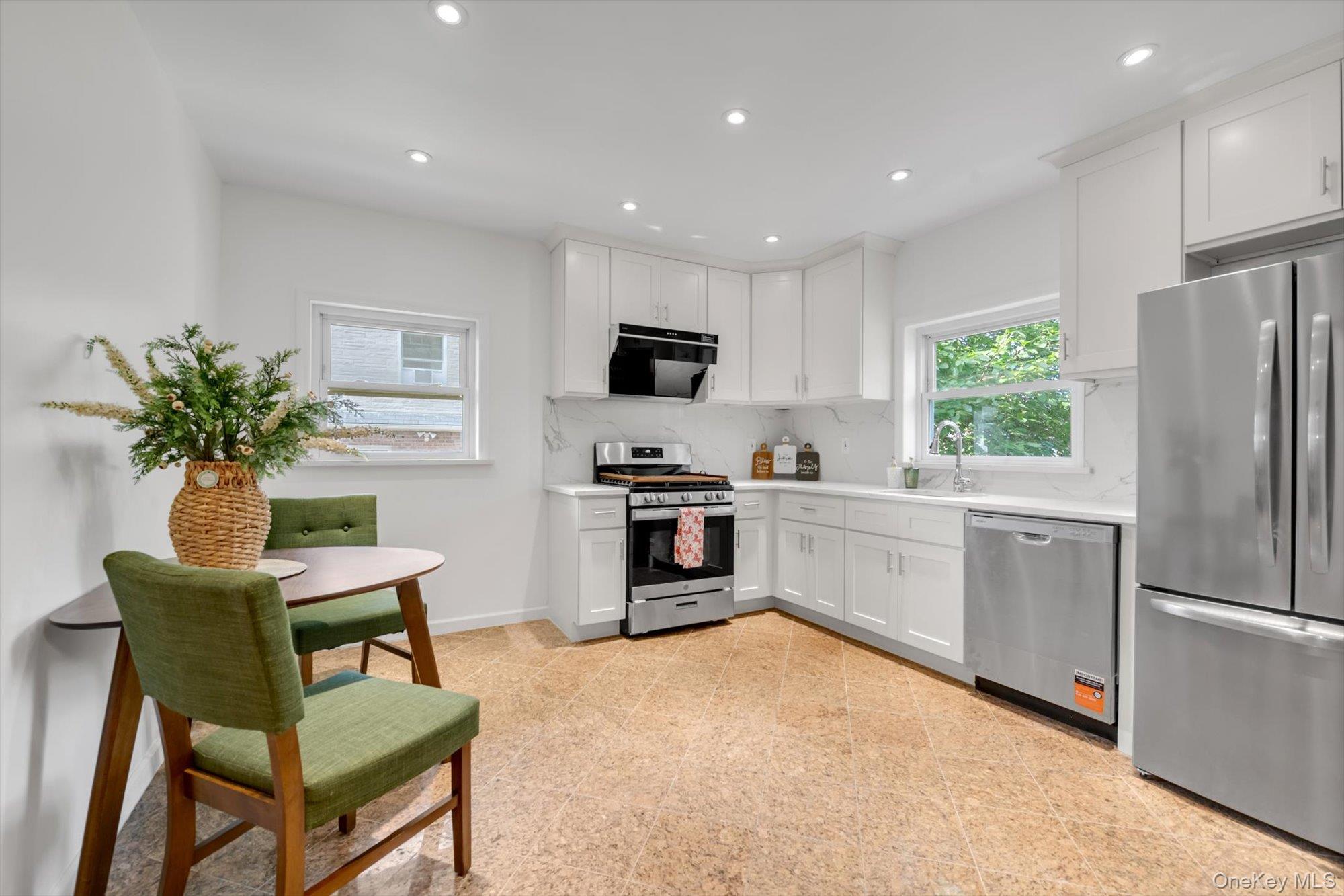 15043 21st Avenue Property Photo 10