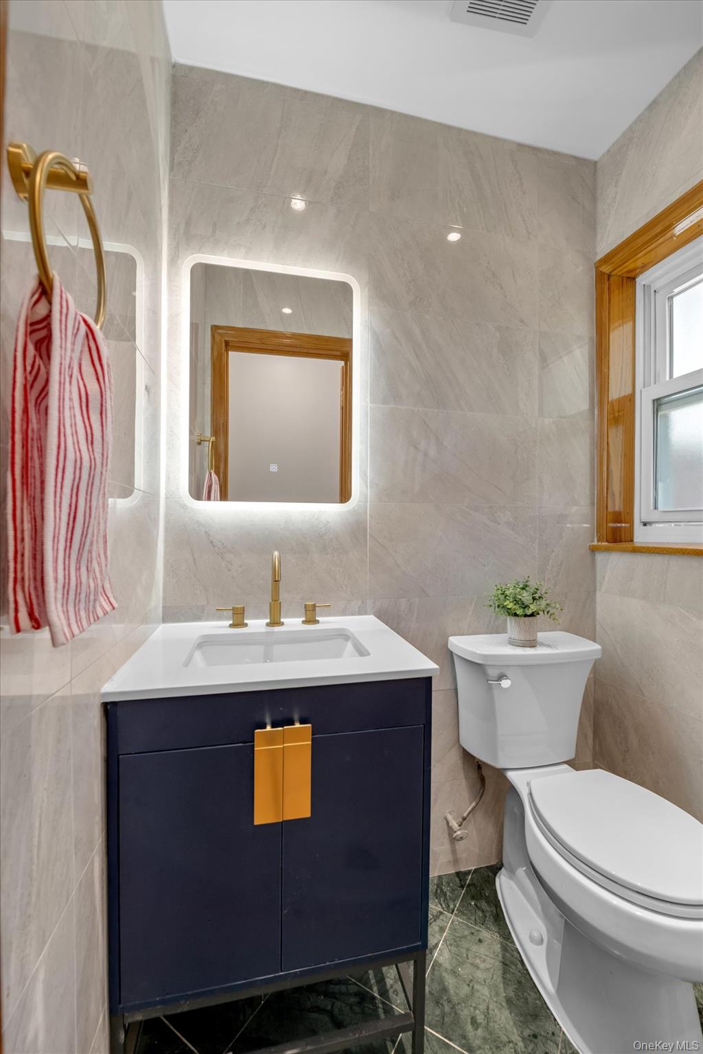 15043 21st Avenue Property Photo 12