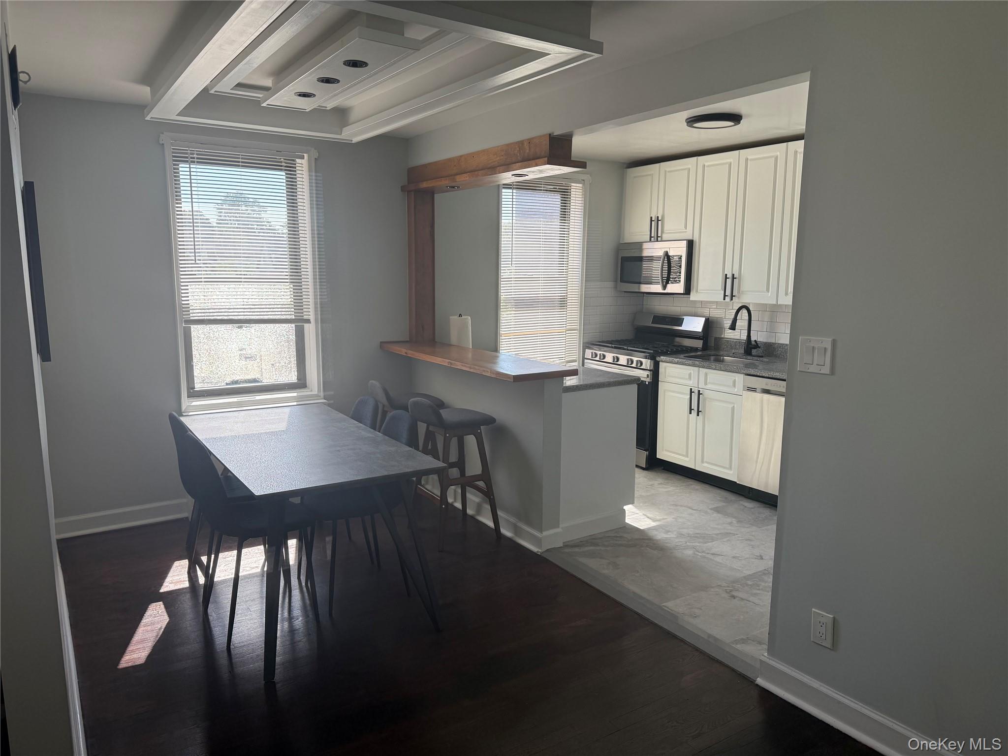 555 Mclean Avenue 6f Property Photo 2