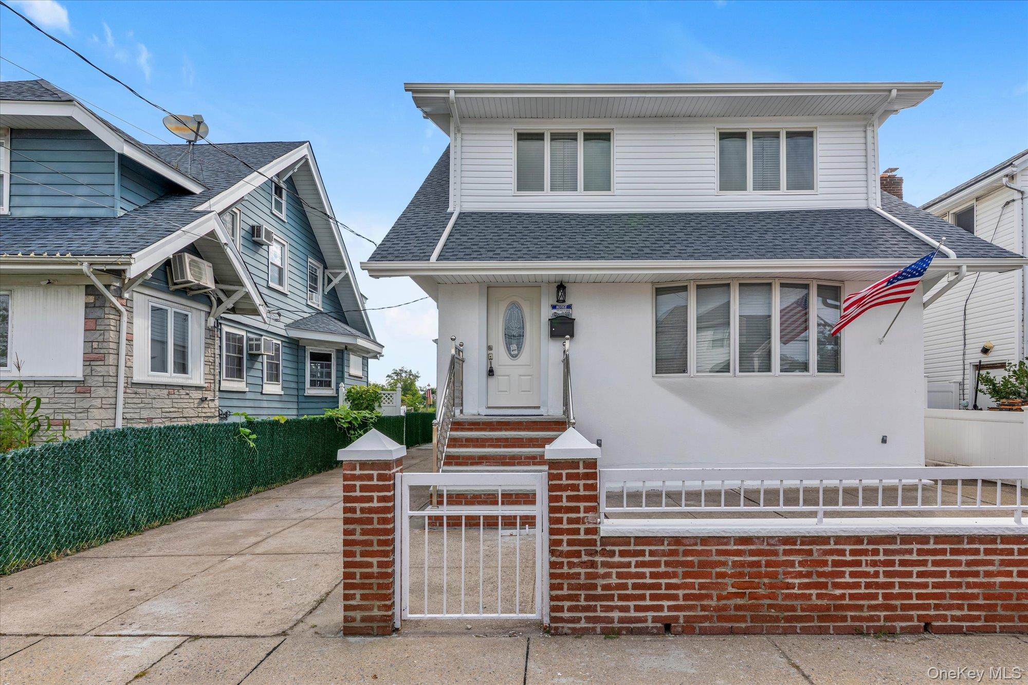 160-35 99th Street Property Photo 3