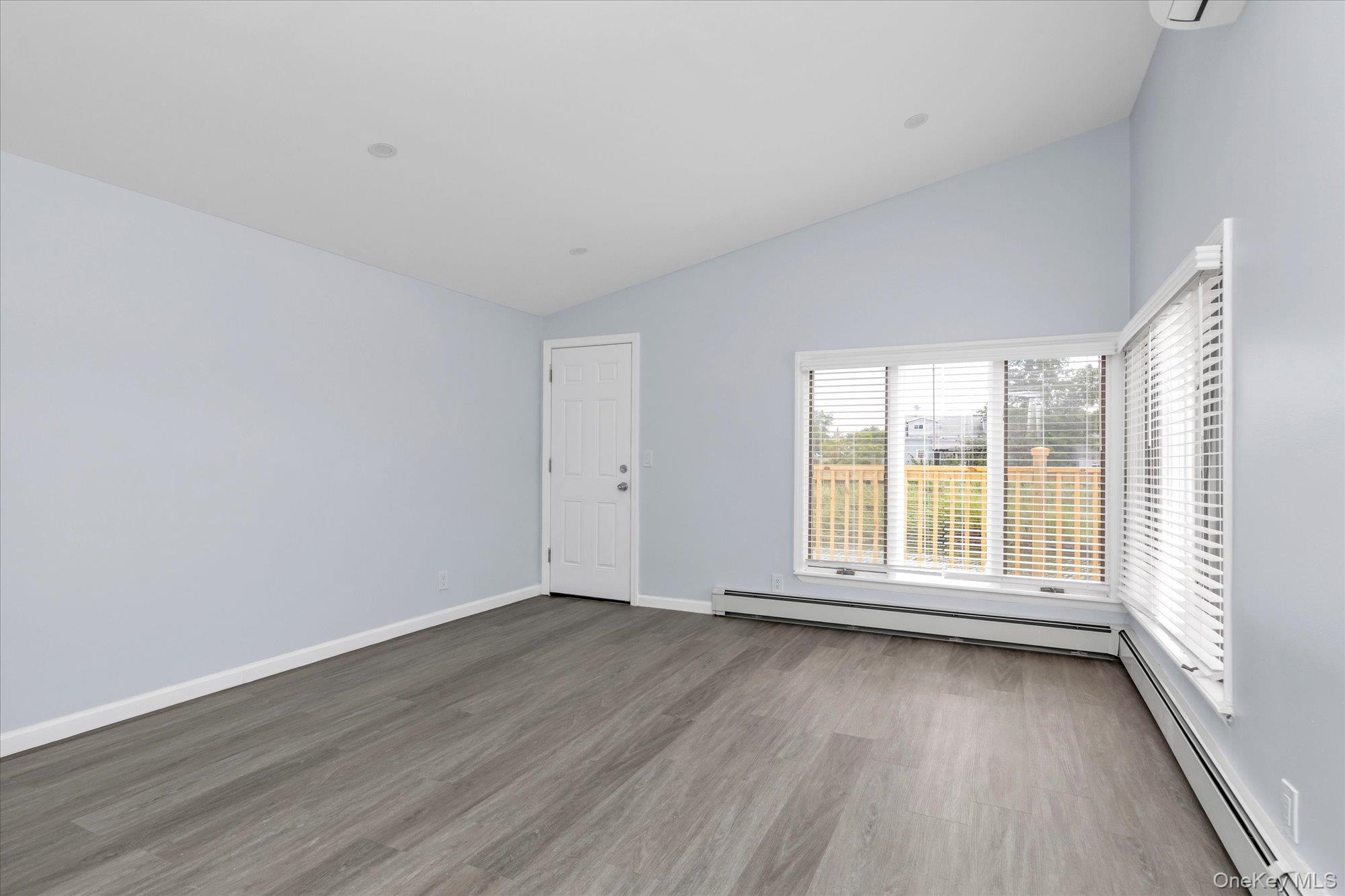 160-35 99th Street Property Photo 14