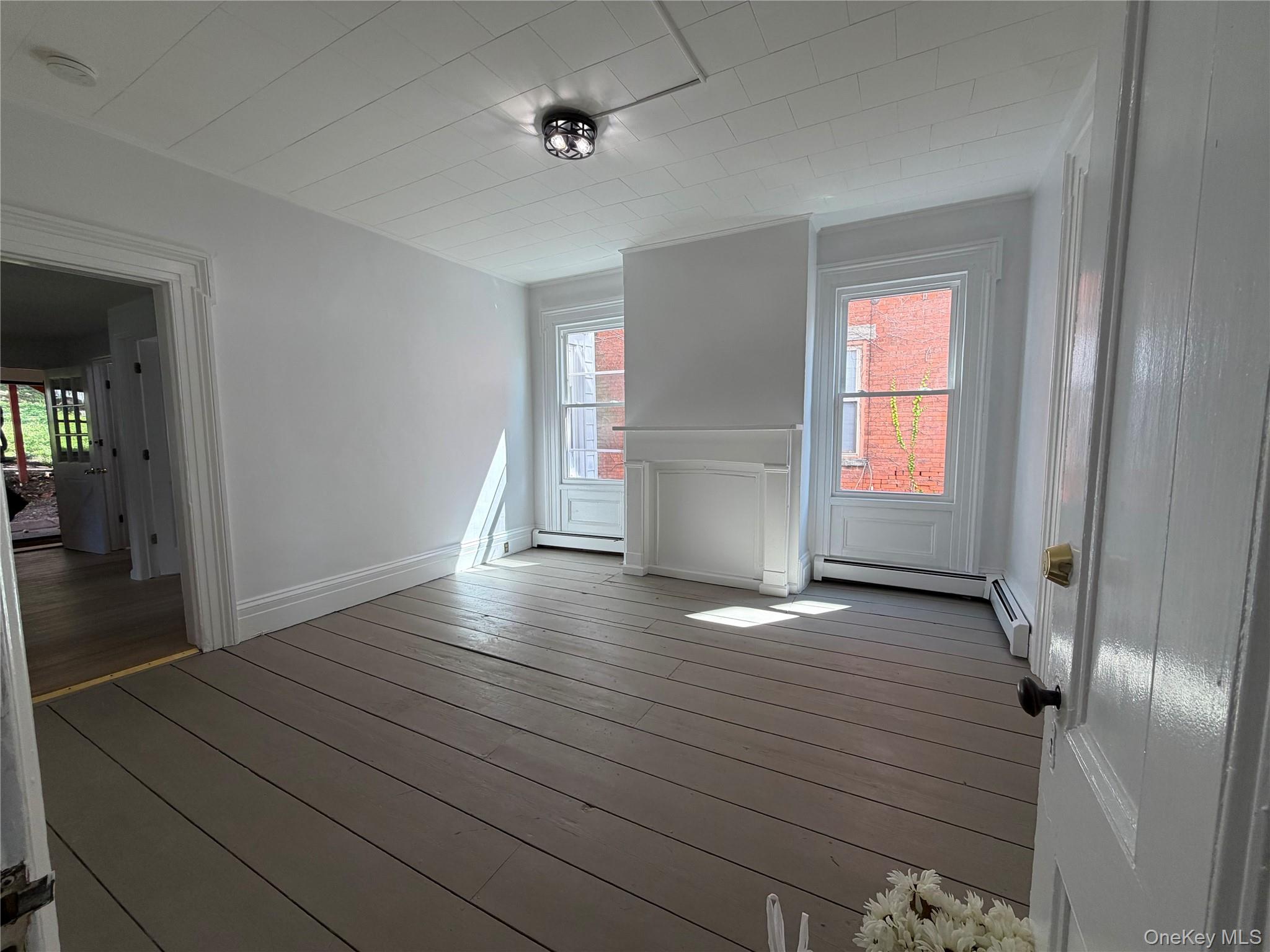 29 Delano Street 1 Property Photo 6
